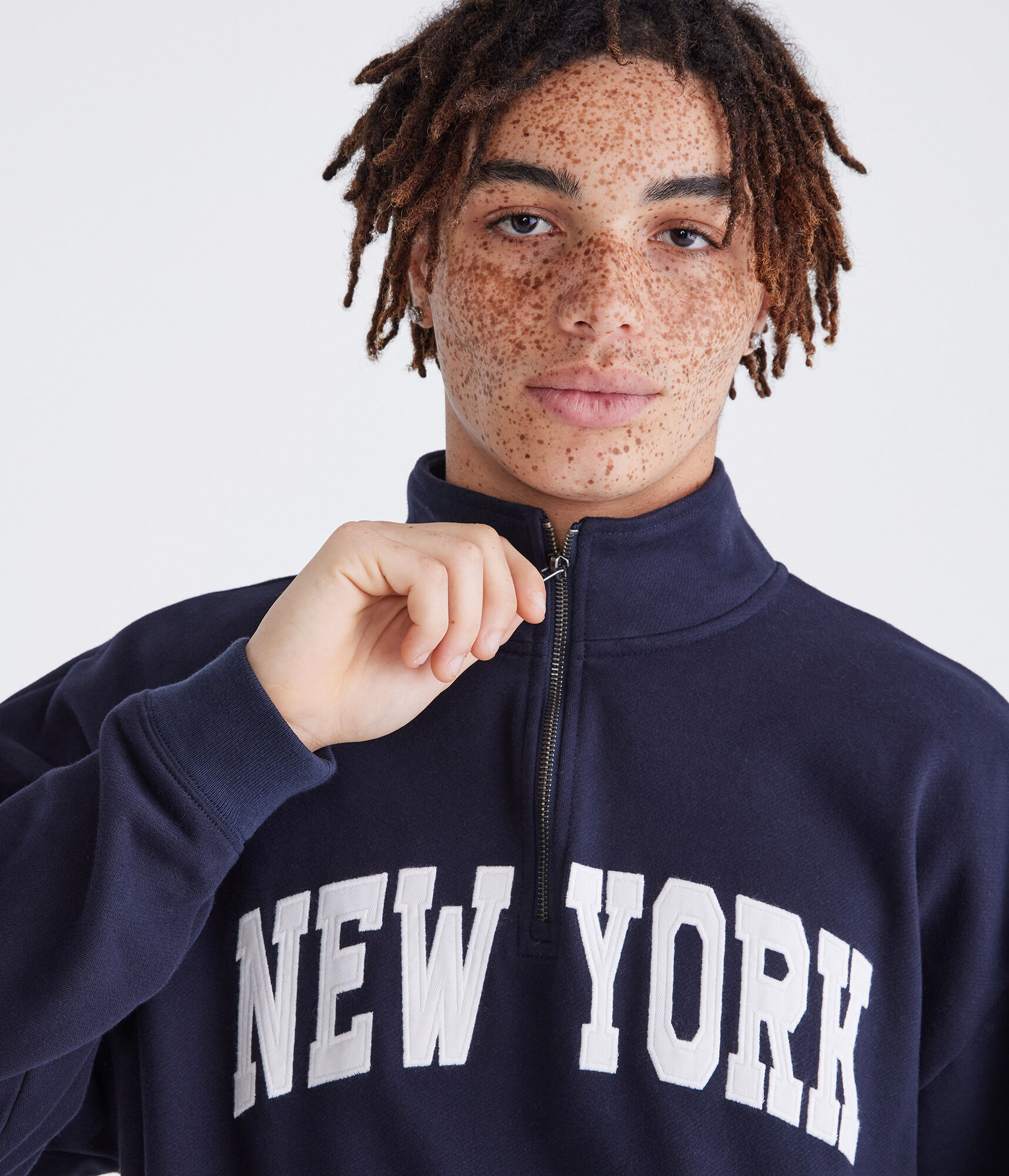 【AWAKE NY】Script Quarter Zip Sweatshirt（送料込み） AWAKE NY】Script Quarter Zip Sweatshirt（送料込み）