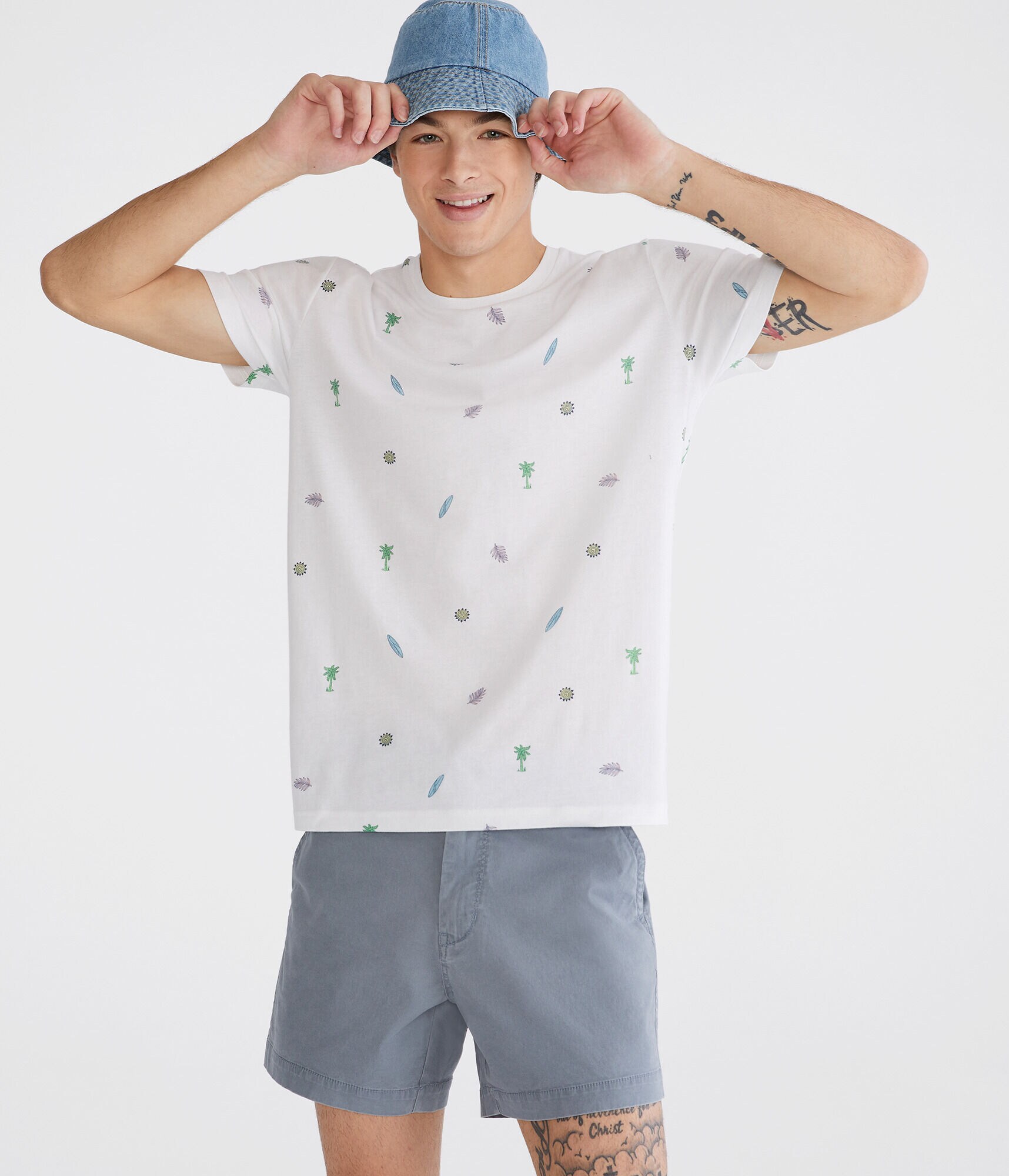 Coast Chino Shorts 5.5"