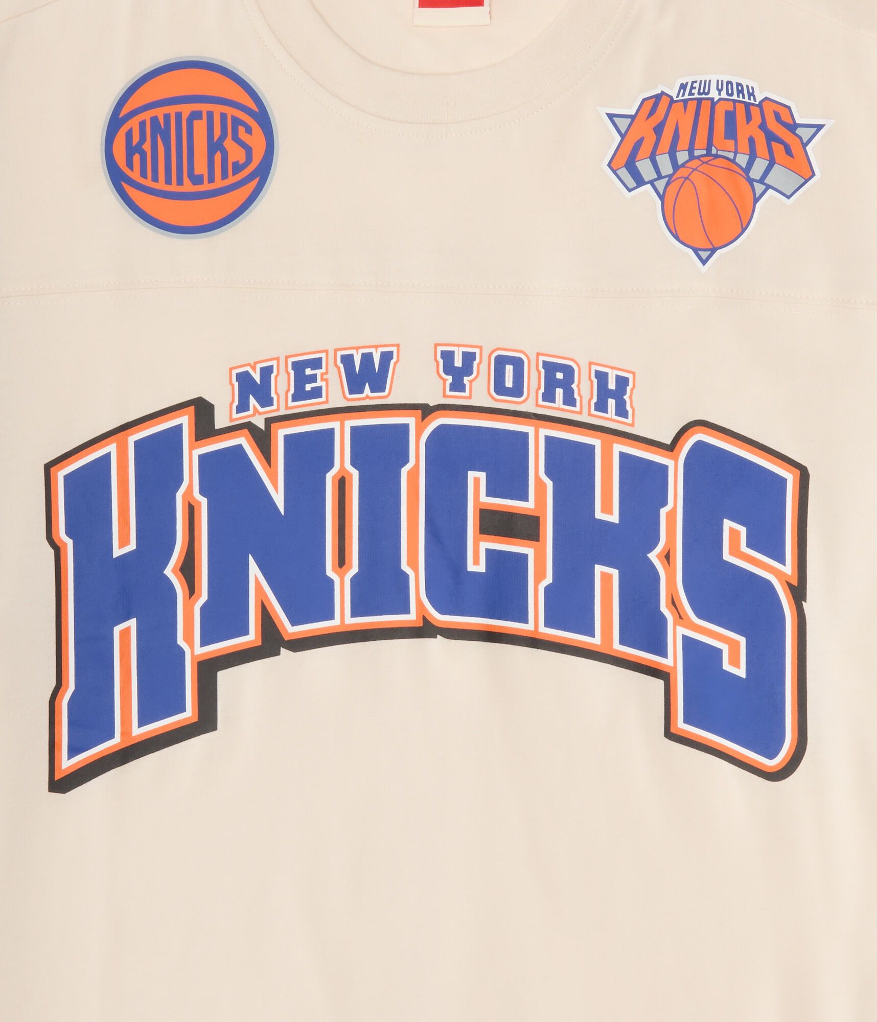New York Knicks Sleeve Stripes Relaxed Graphic Tee
