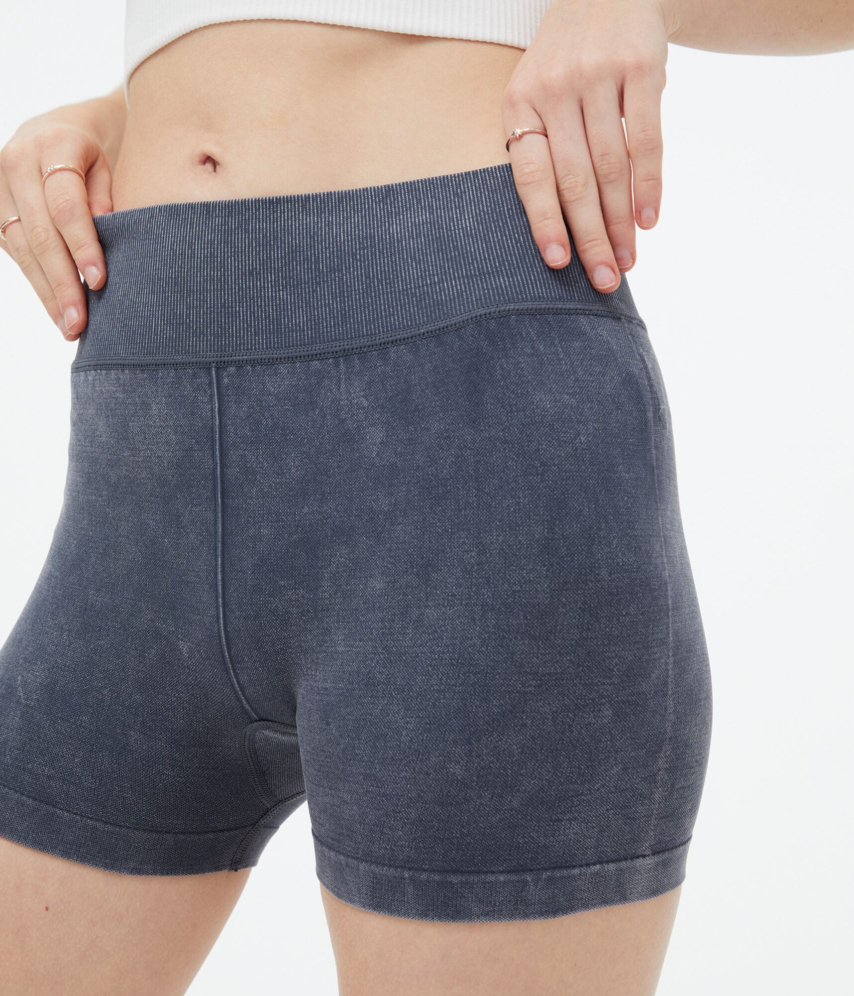 Acid Wash Seamless High-Rise Booty Shorts