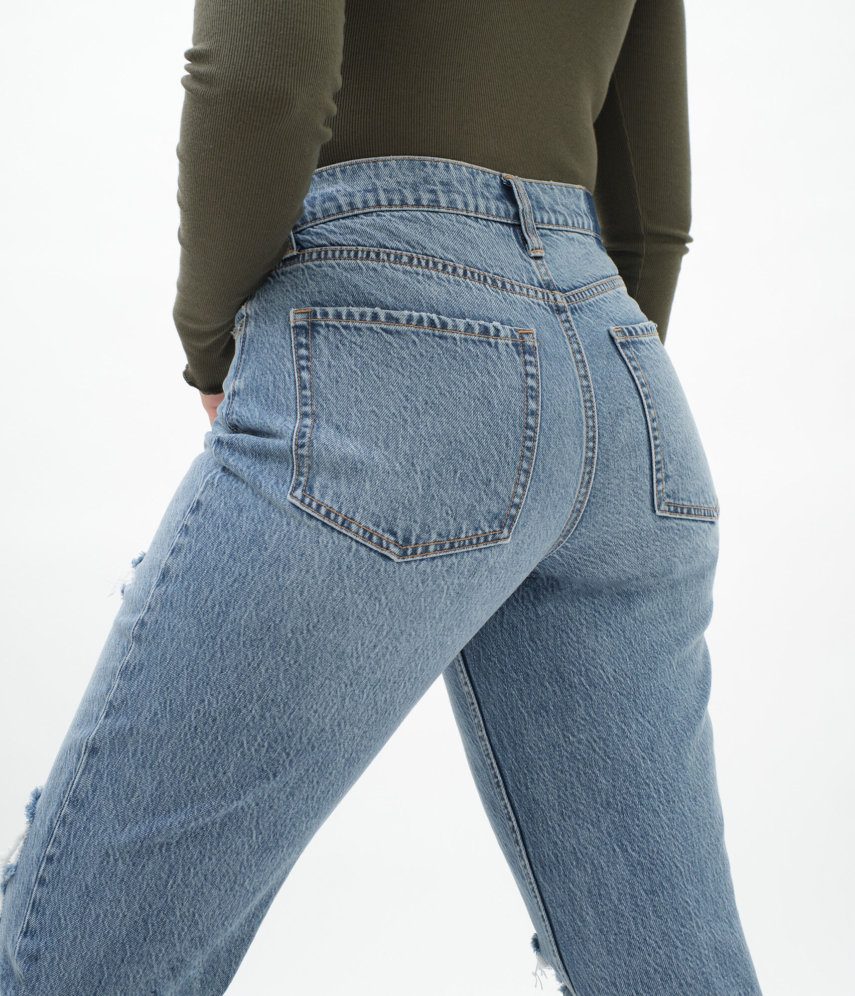 Real Denim High-Rise Curvy Ankle Mom Jean