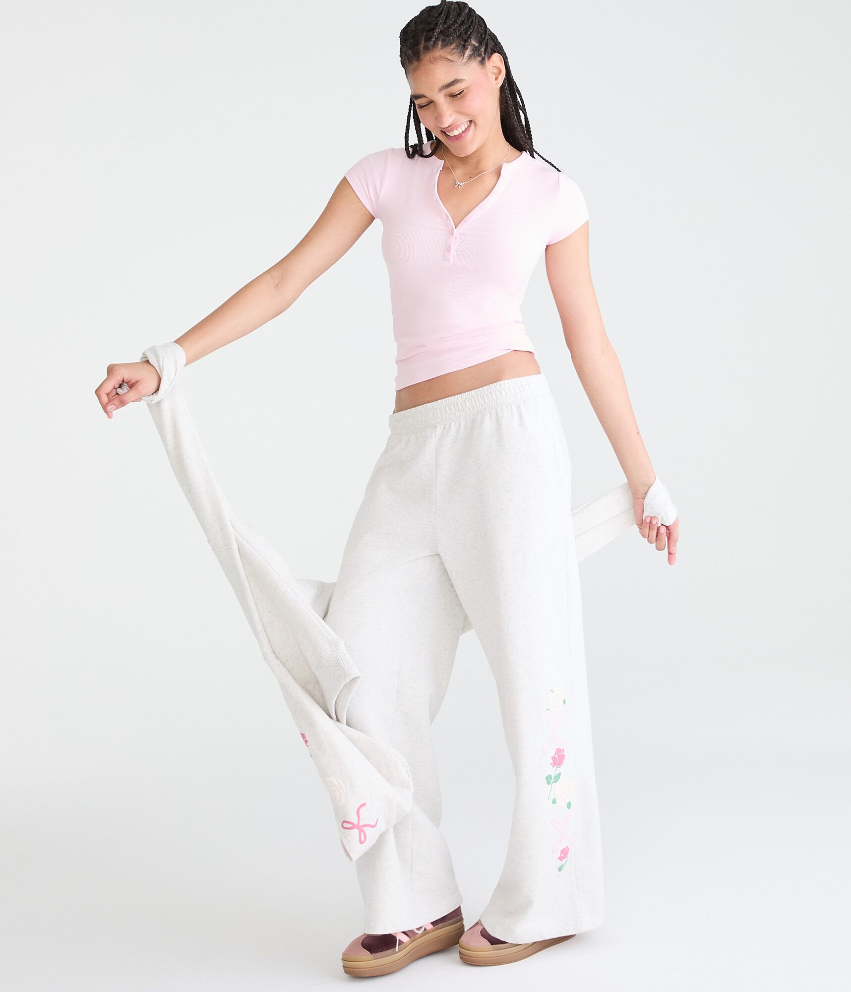 Cloud Soft Rose Bow Mid-Rise Wide Leg Sweatpants