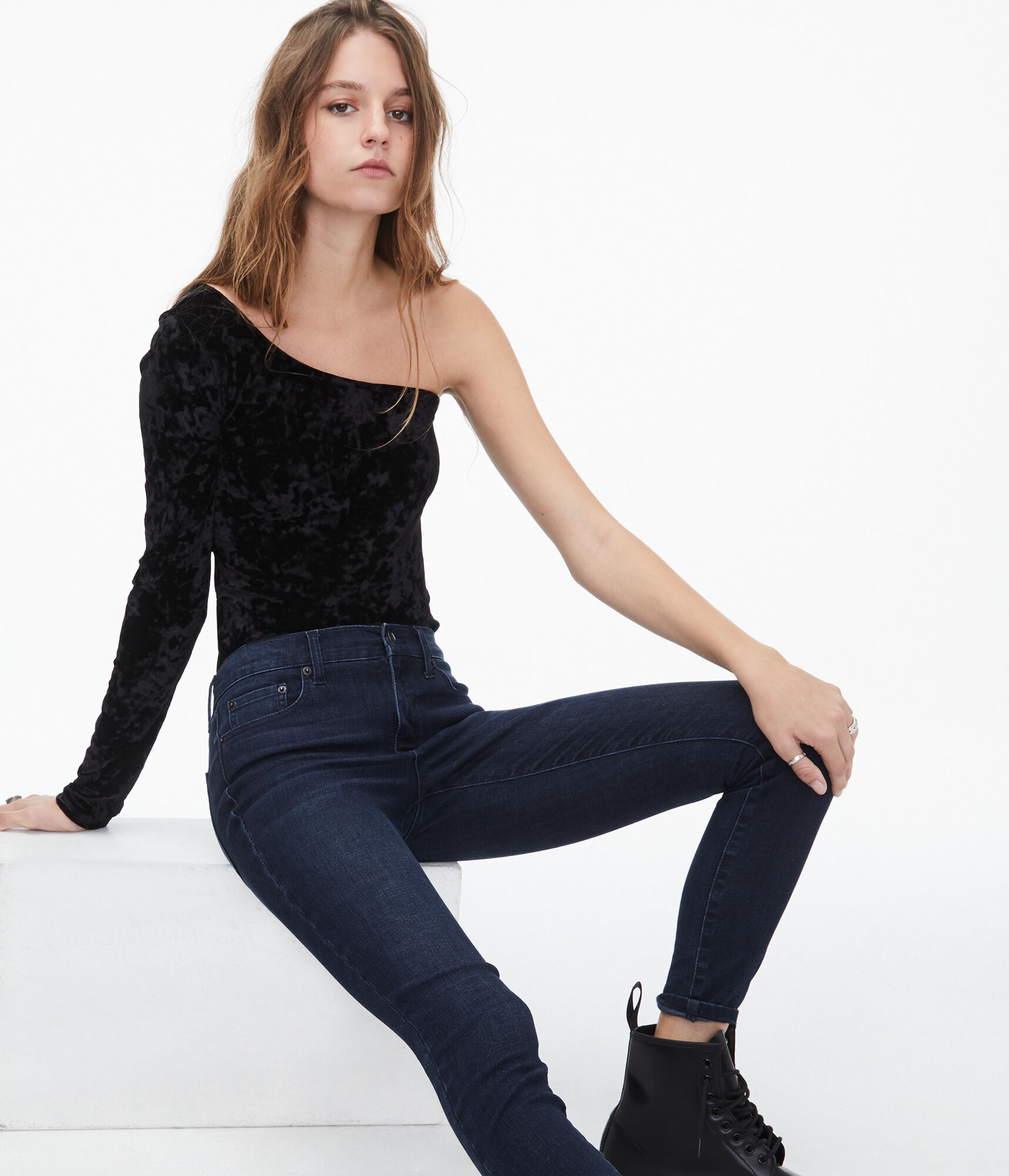 Long Sleeve Velvet One-Shoulder Top
