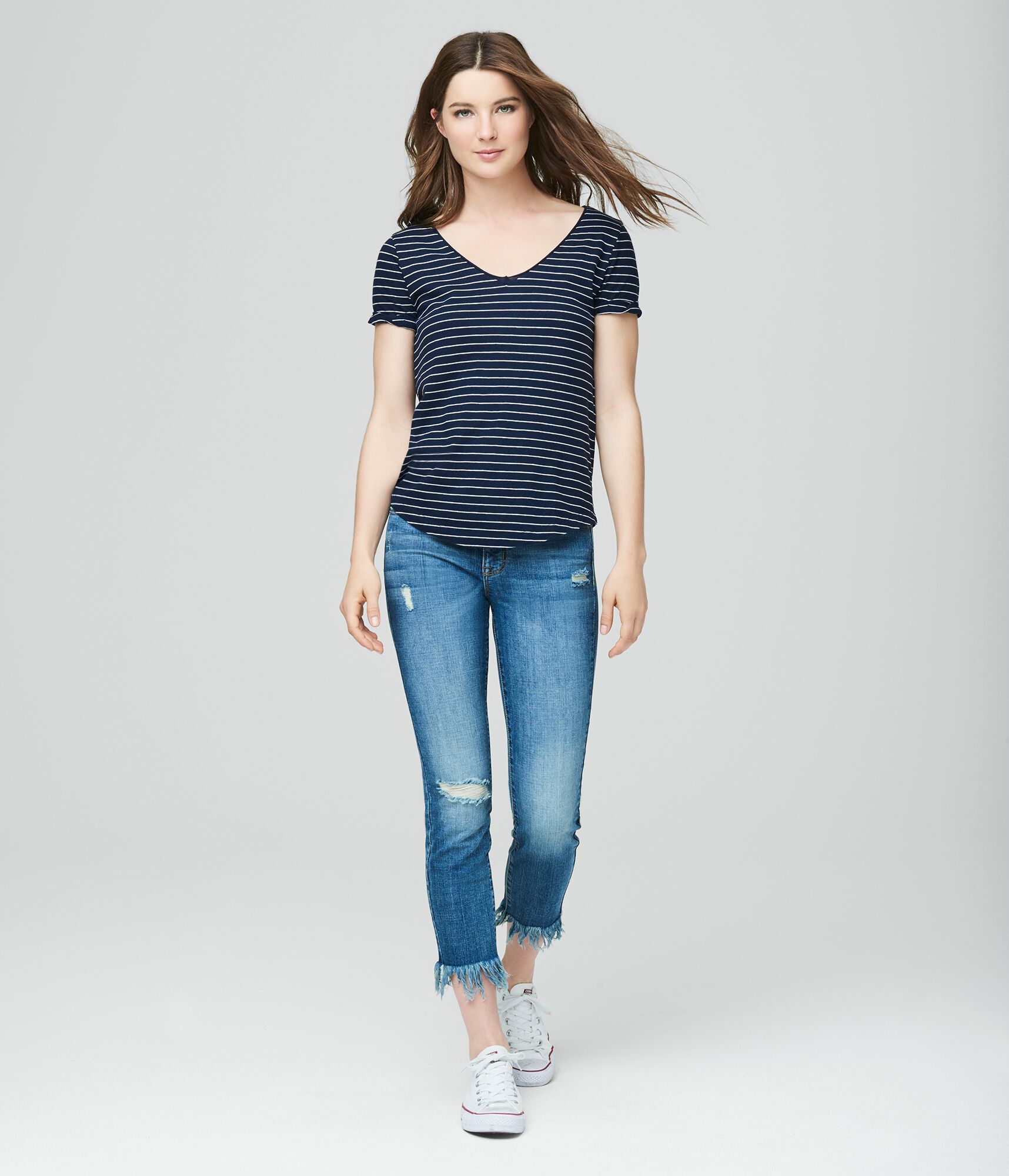 Prince &amp; Fox Striped V-Neck Cambridge Tee