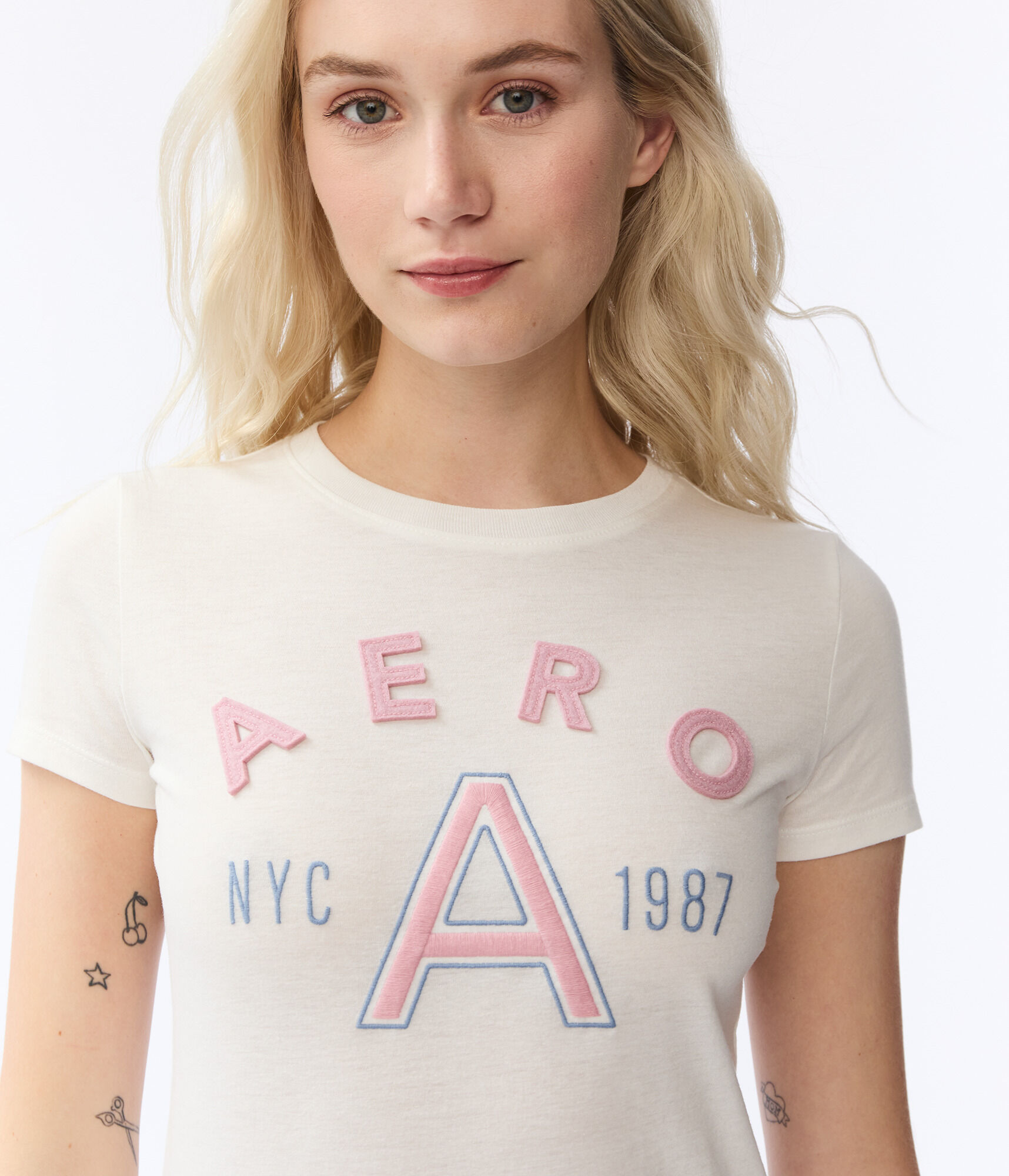 Aero Arch Letter Appliqu&eacute; Graphic Tee***
