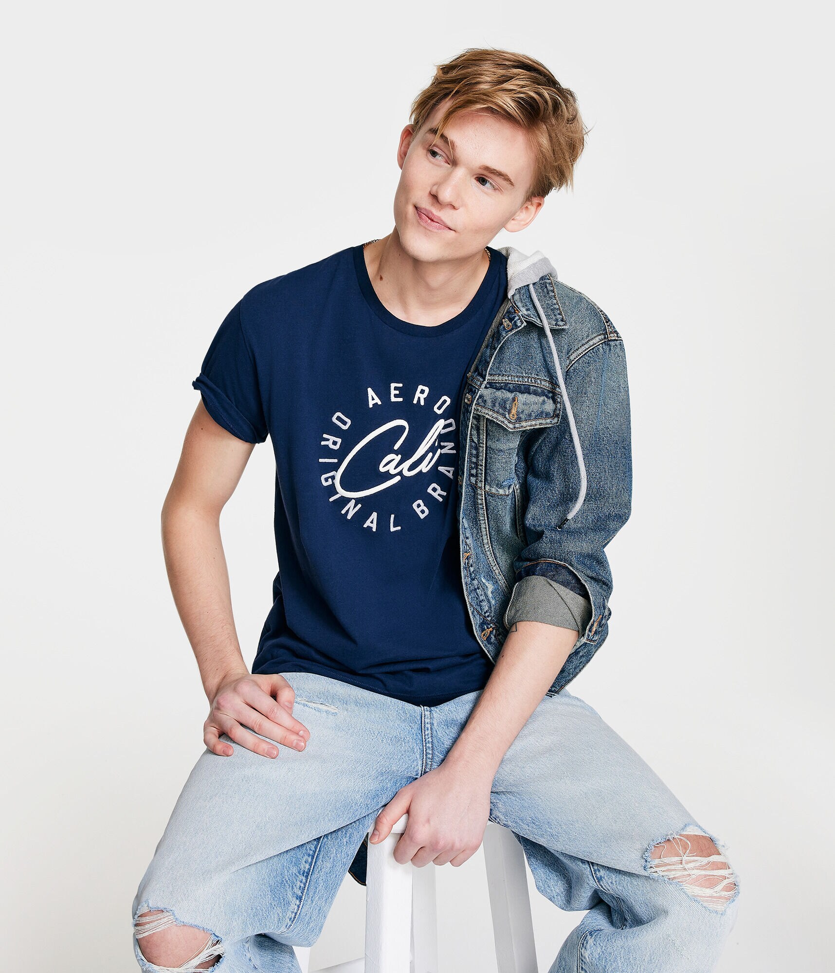 Aero Cali Circle Graphic Tee