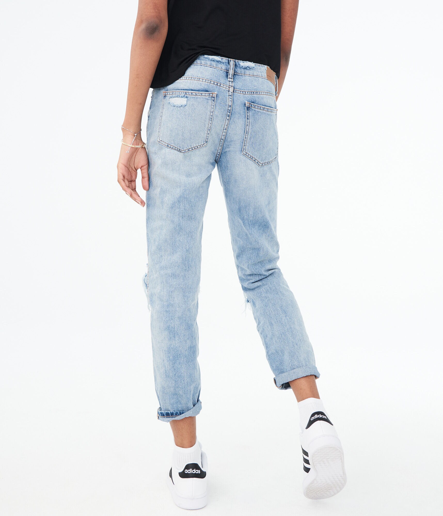 Low-Rise Boyfriend Ankle Jean