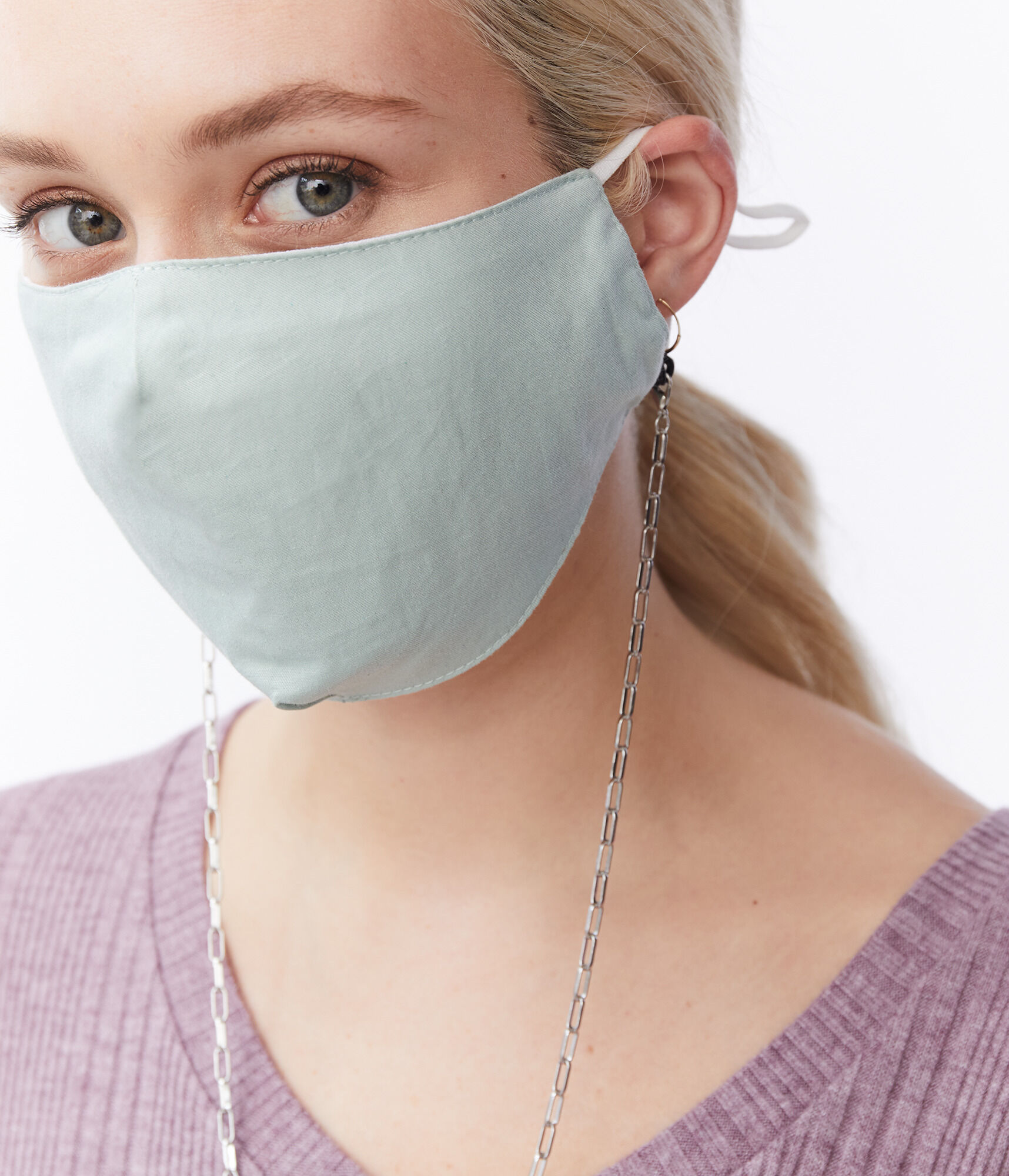 Solid Mask 2-Pack &amp; Mask Chain Set***