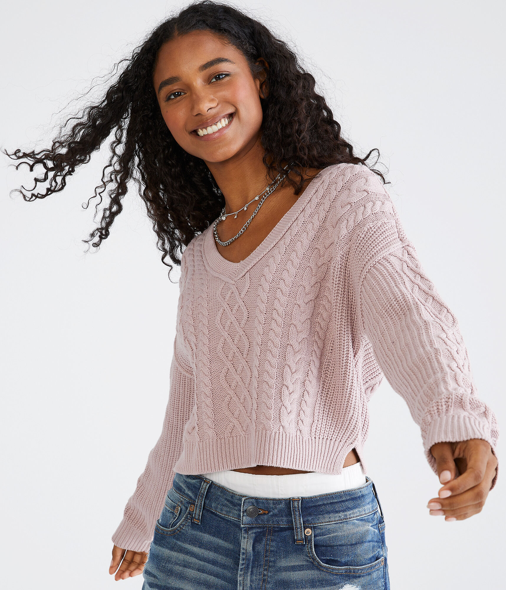 Slouchy Cable-Knit Cropped V-Neck Sweater