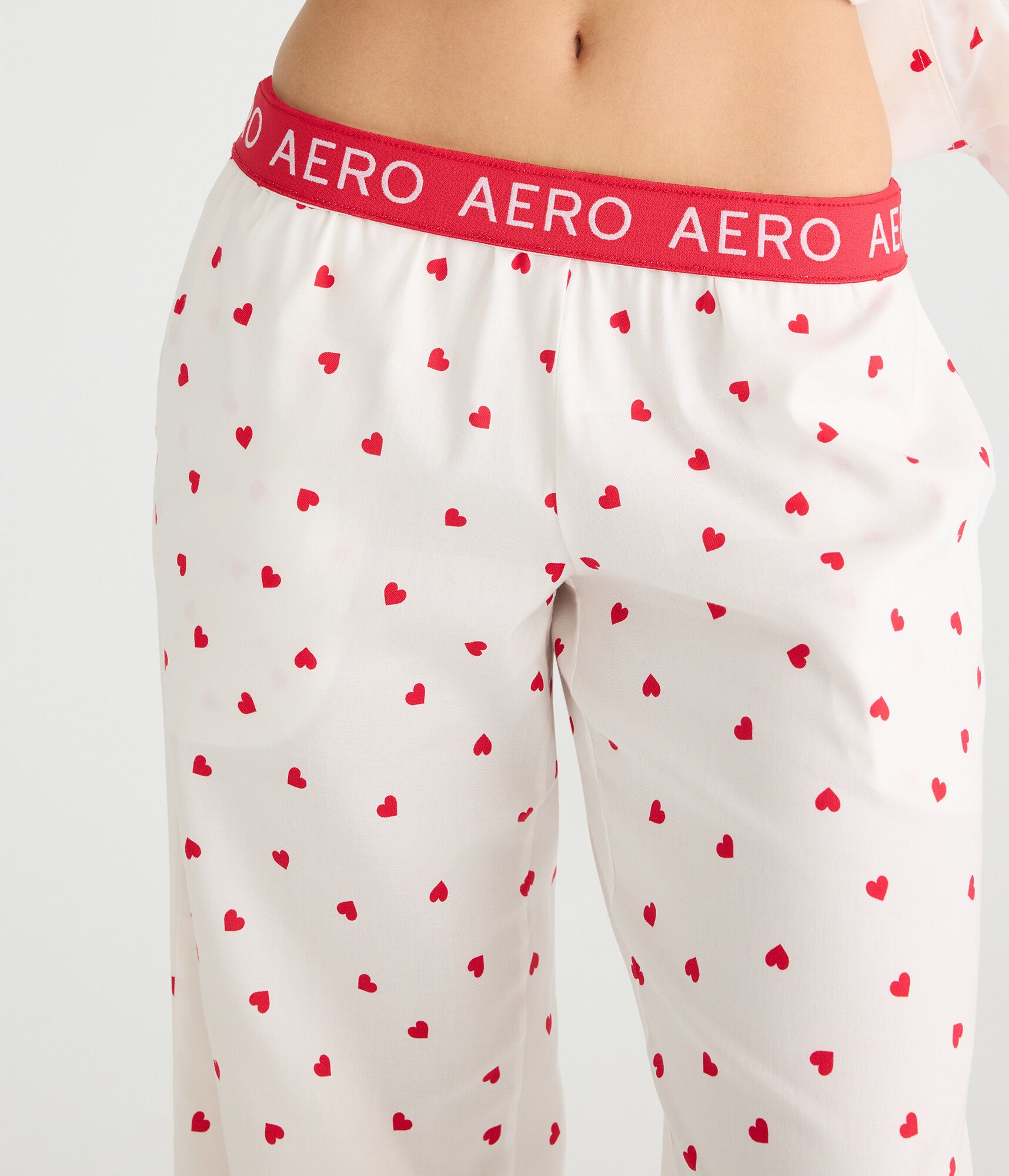 Tossed Hearts Woven Sleep Pants