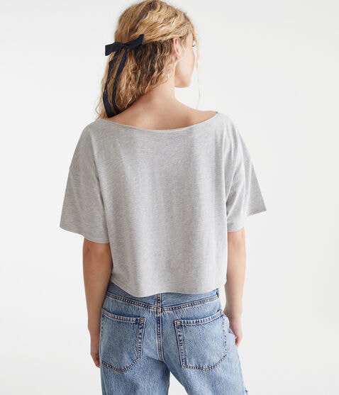 Kansas City Chiefs Cropped Off-The-Shoulder Graphic Tee Kansas City Chiefs Cropped Off-The-Shoulder Graphic Tee