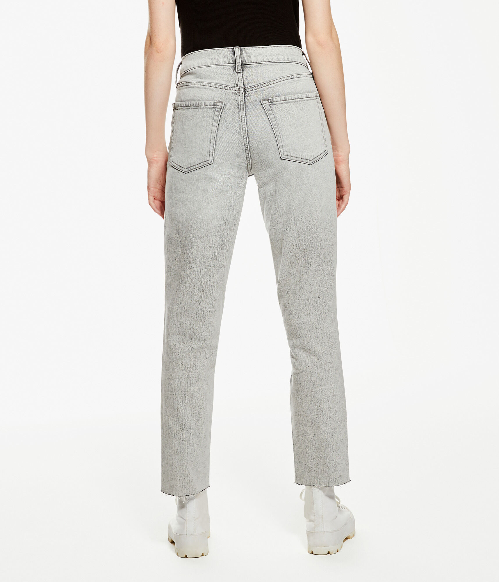 High-Rise Stretch Mom Jean