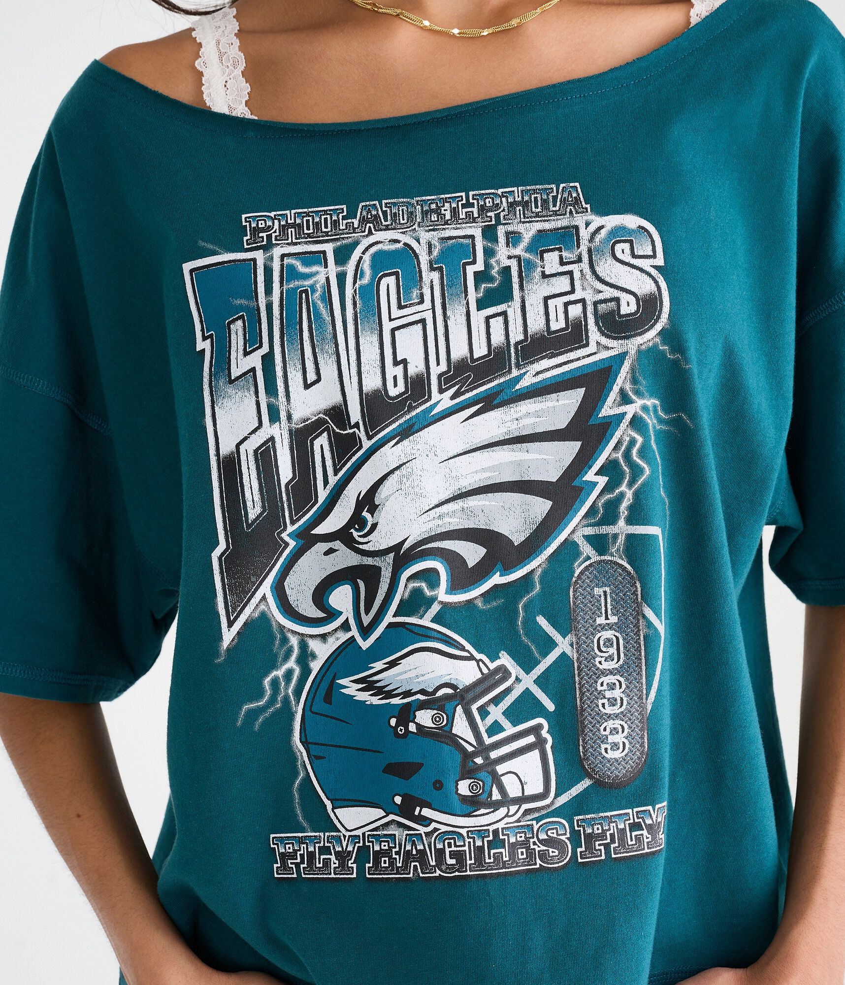 Philadelphia Eagles Off-The-Shoulder Graphic Tee