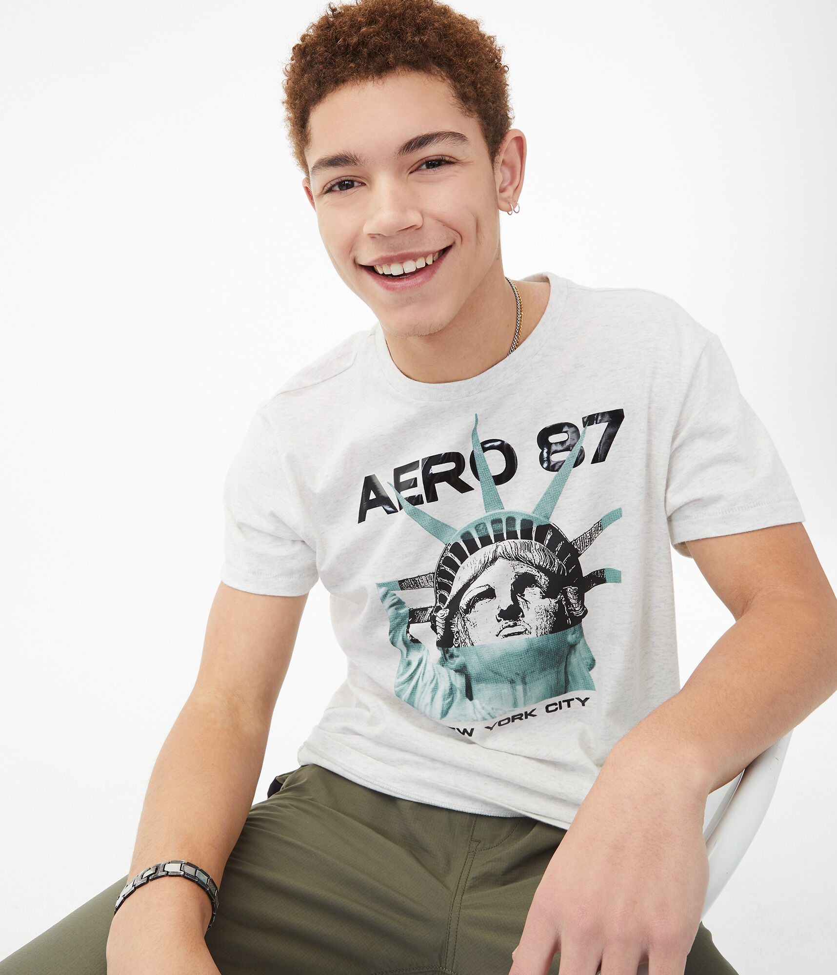 Aero 87 Statue Of Liberty Graphic Tee