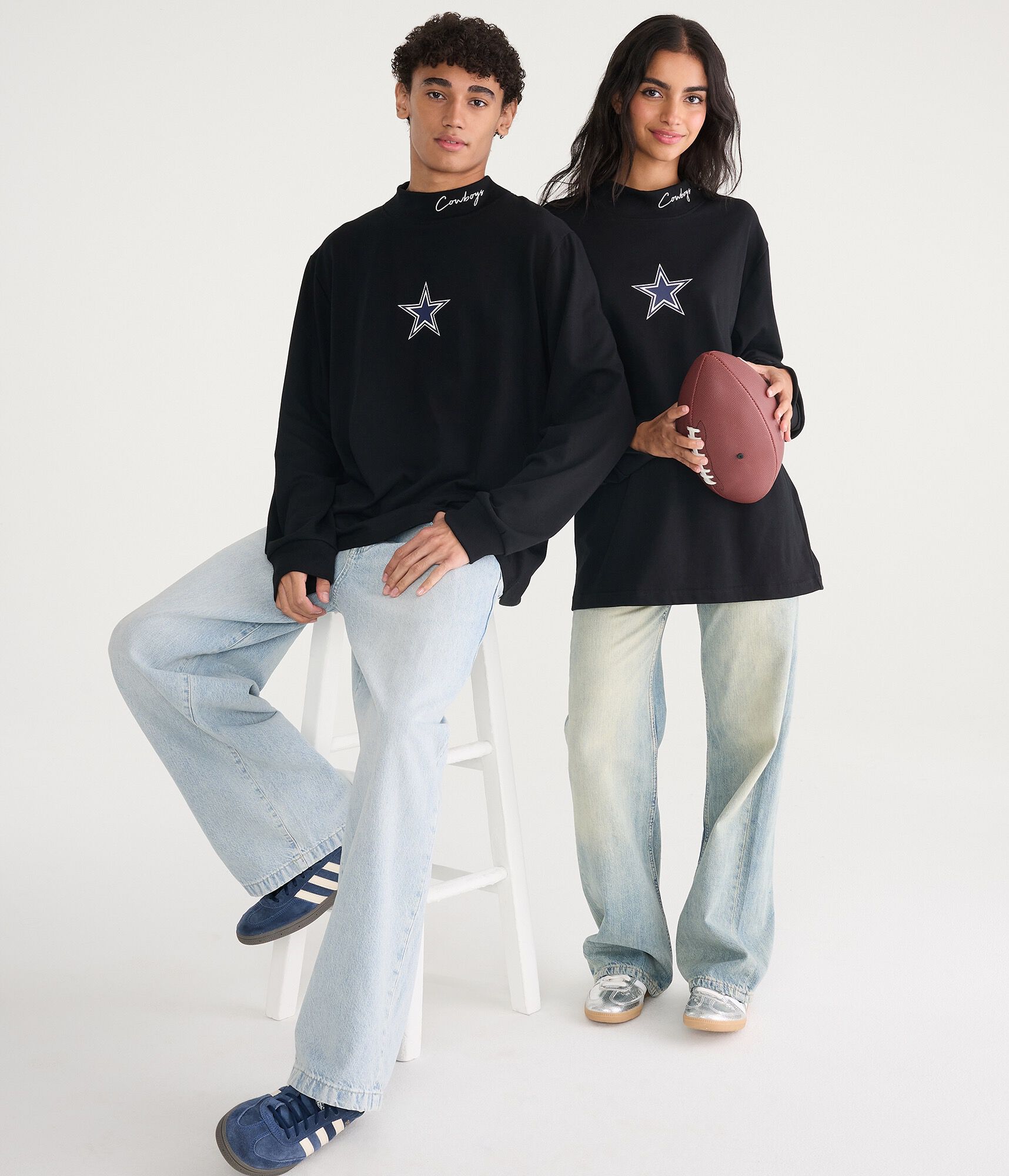Long Sleeve Dallas Cowboys Mock-Neck Tee