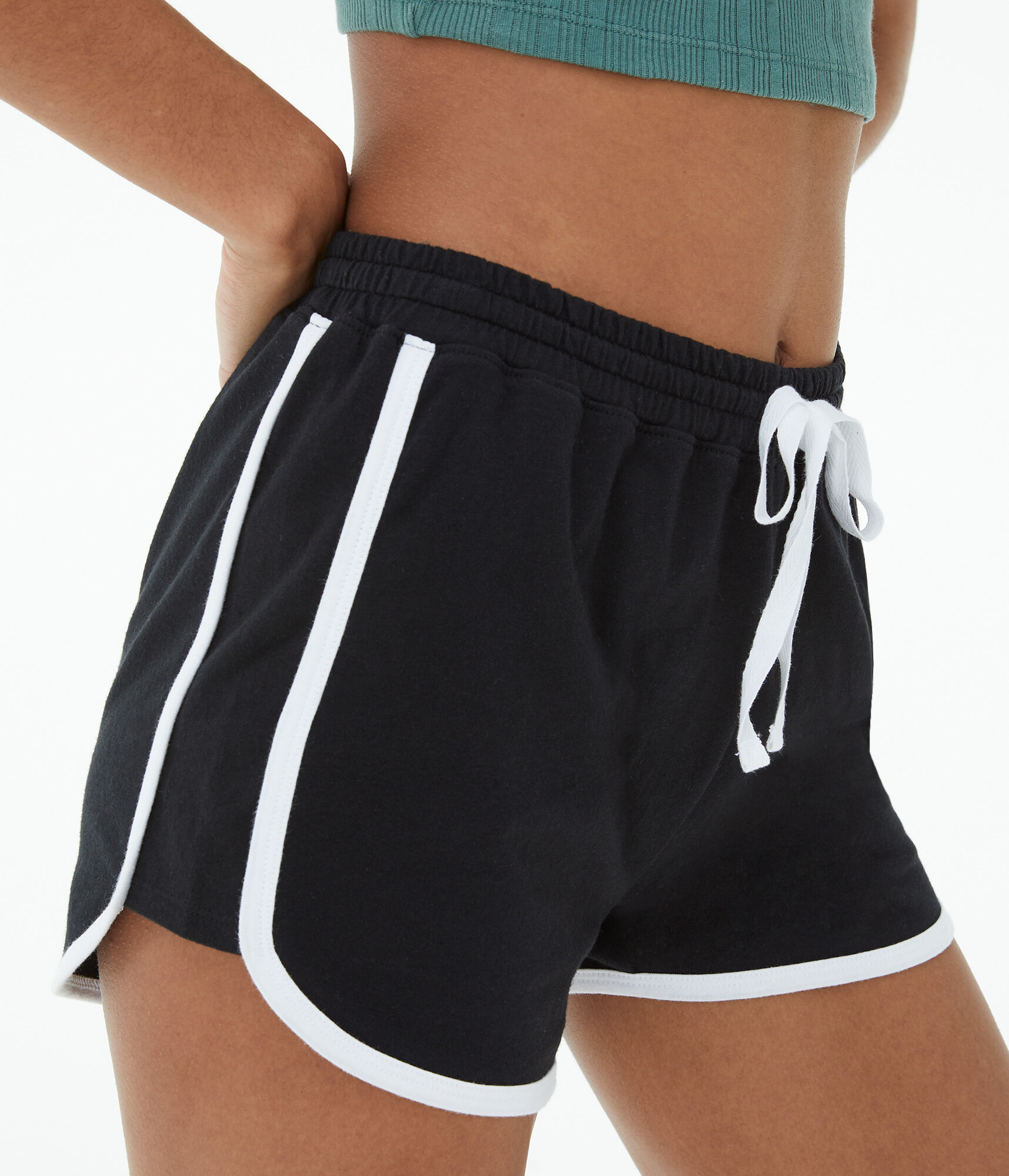 Relaxed Retro Shorts