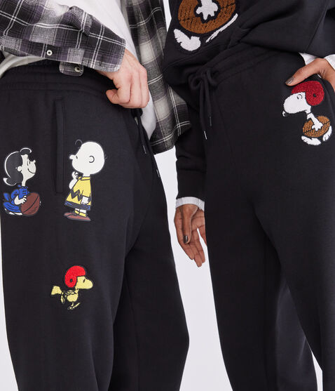 Peanuts® | Aéropostale Snoopy Football Jogger Sweatpants