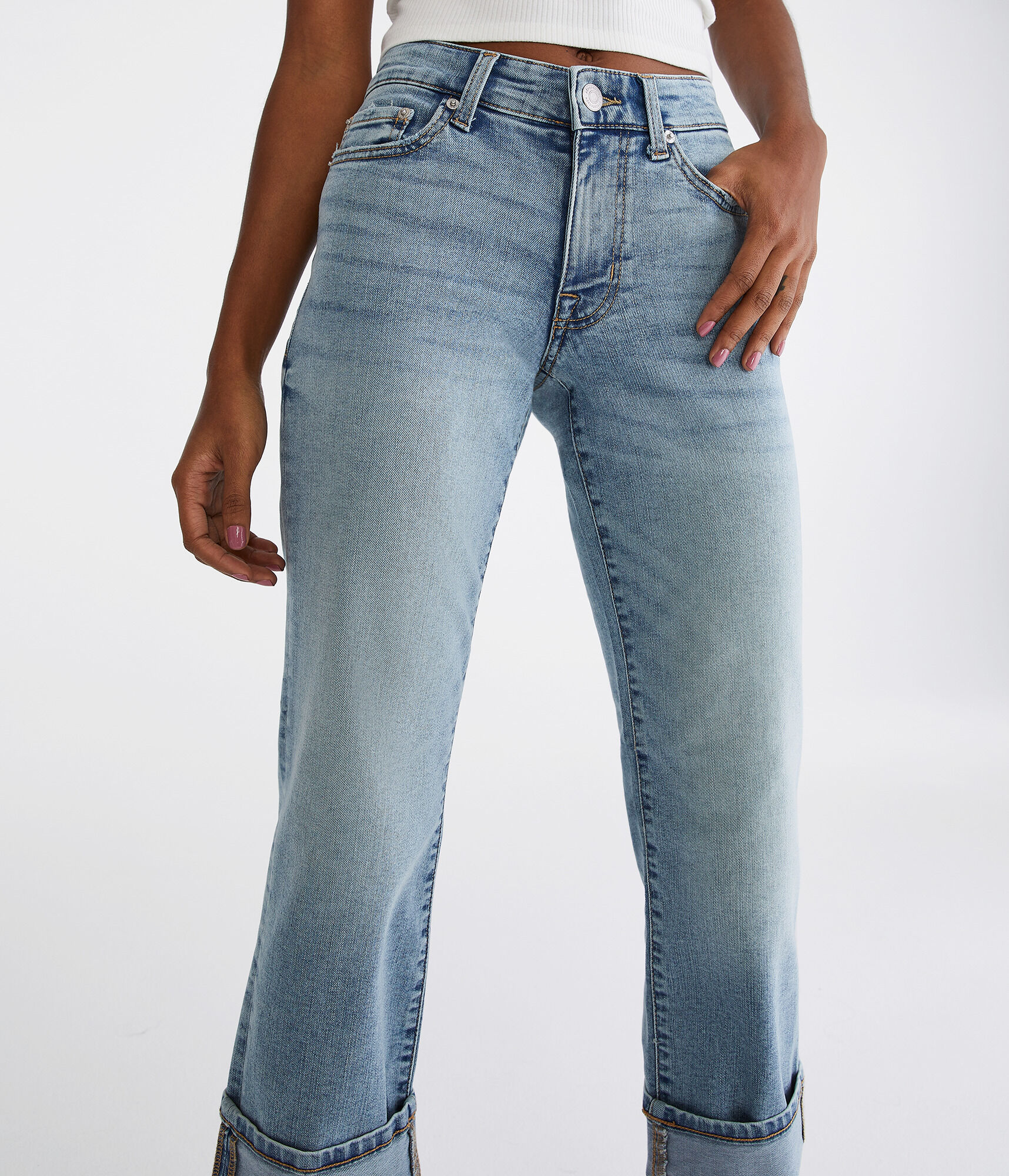 Mid-Rise Straight Crop Jean