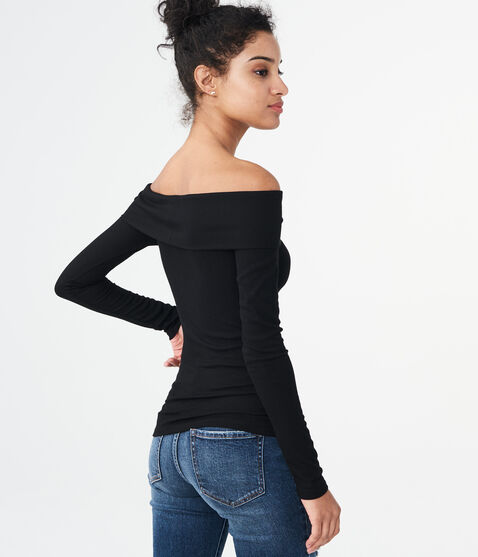 Long Sleeve Solid Folded Off-The-Shoulder Top*** Long Sleeve Solid Folded Off-The-Shoulder Top***