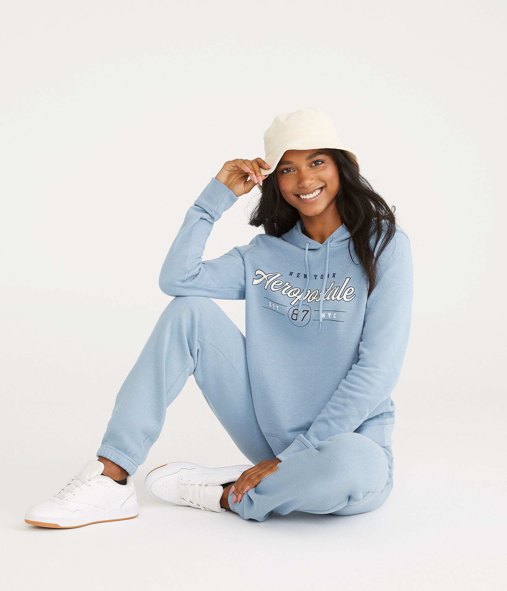 Aeropostale 87 Pullover Hoodie