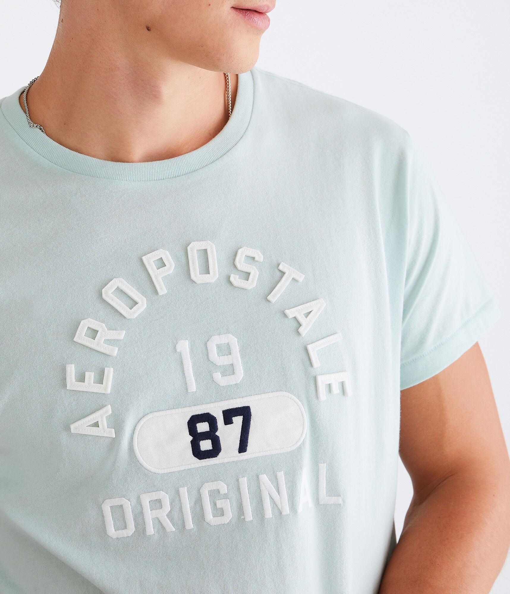 Aeropostale Original Arch Appliqu&eacute; Graphic Tee