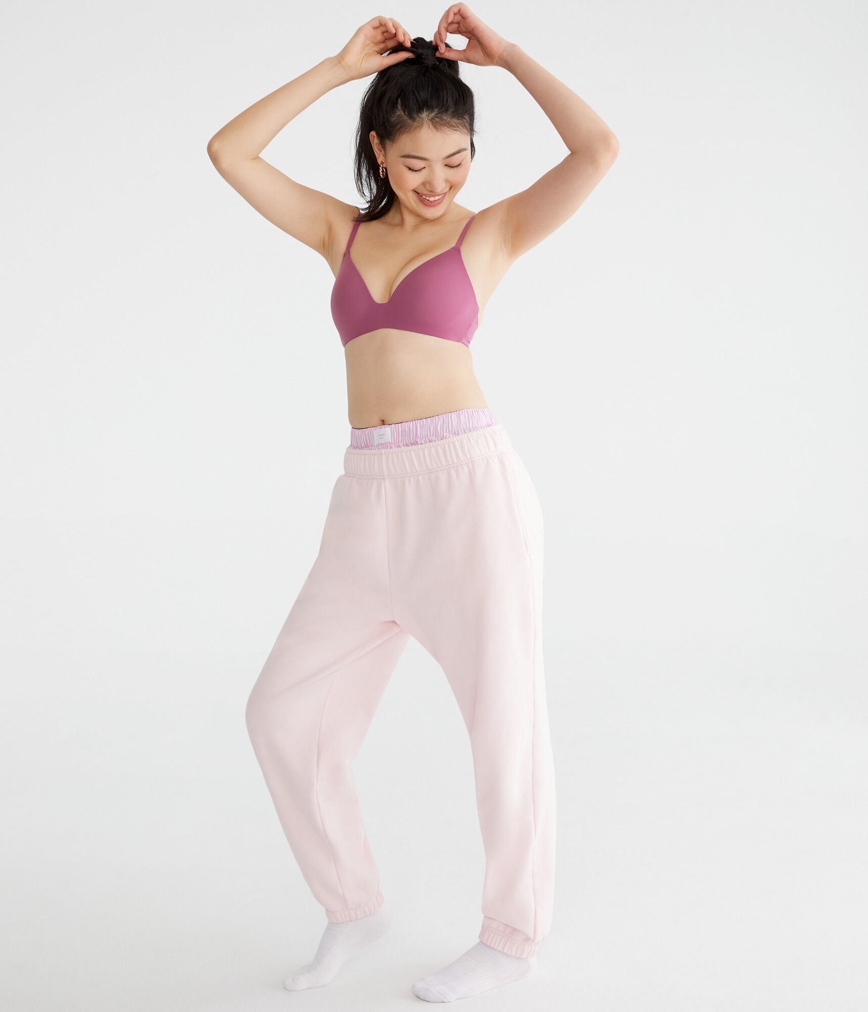 Seriously Soft Smooth Molded V-Neck Push-Up Bra