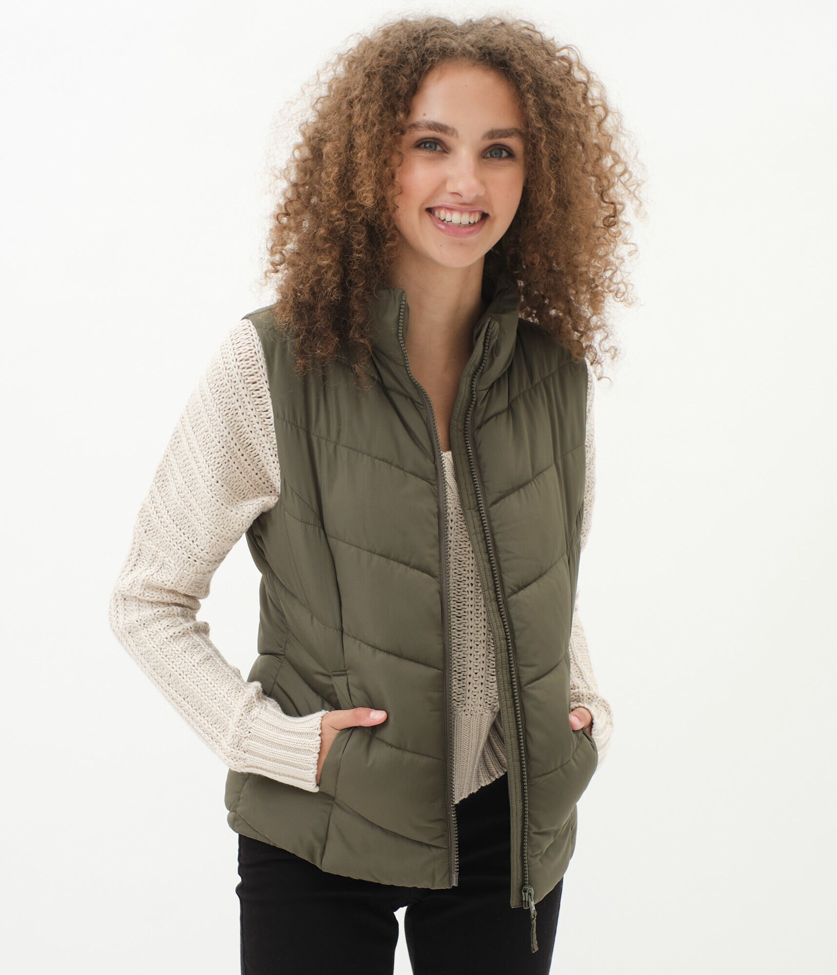 Classic Puffer Vest