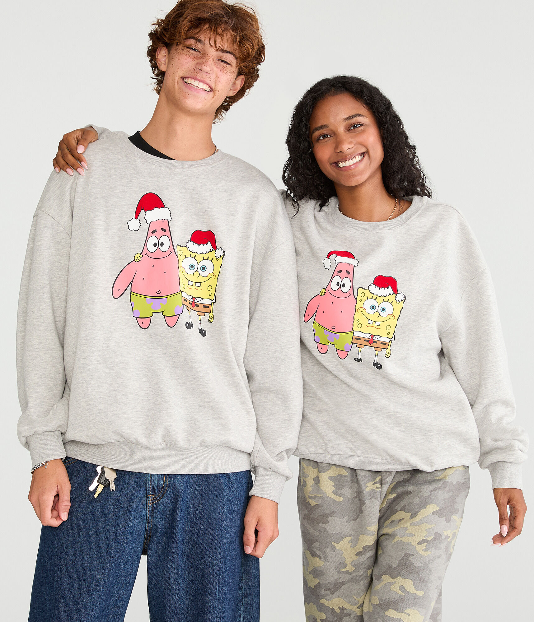 SpongeBob x Aero Christmas Hugs Oversized Crew Sweatshirt