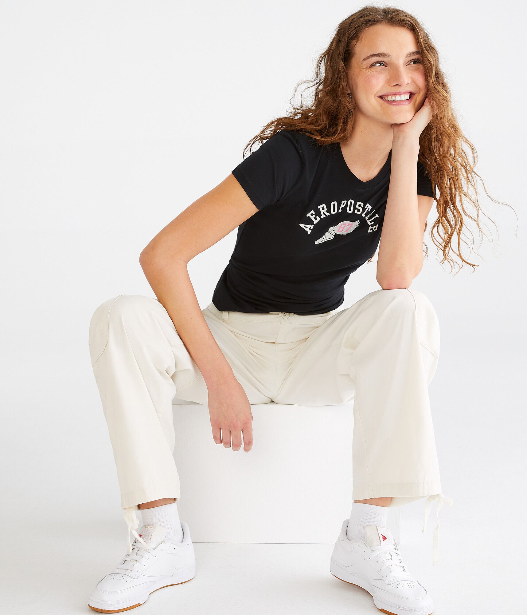 Aeropostale 87 Winged Foot Graphic Tee