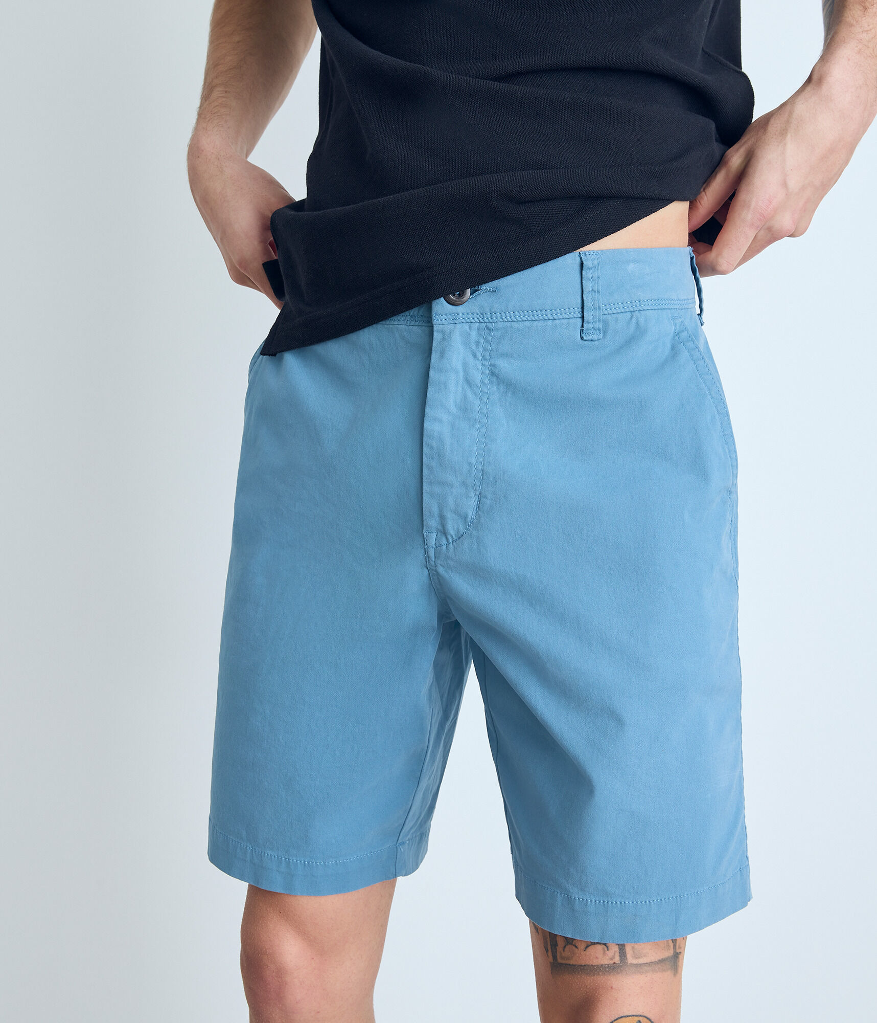 Classic Chino Shorts 9.5"