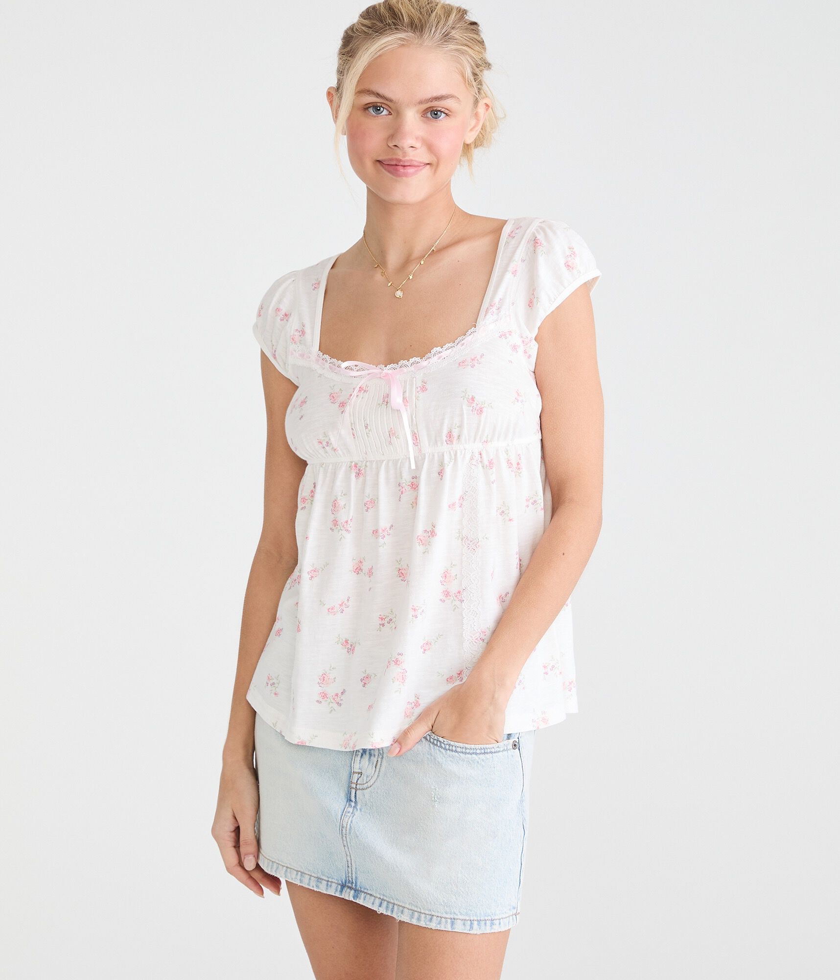 Floral Scoop-Neck Babydoll Tee