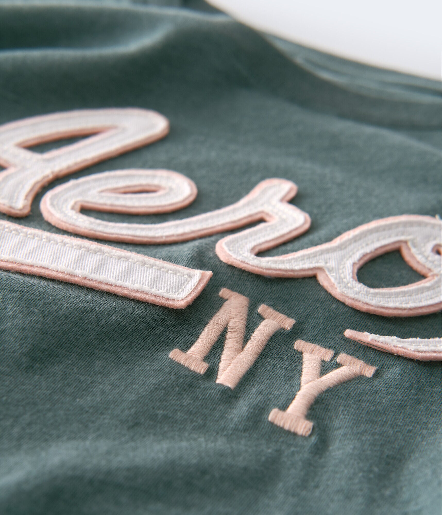 Aero Script Appliqu&eacute; Graphic Tee
