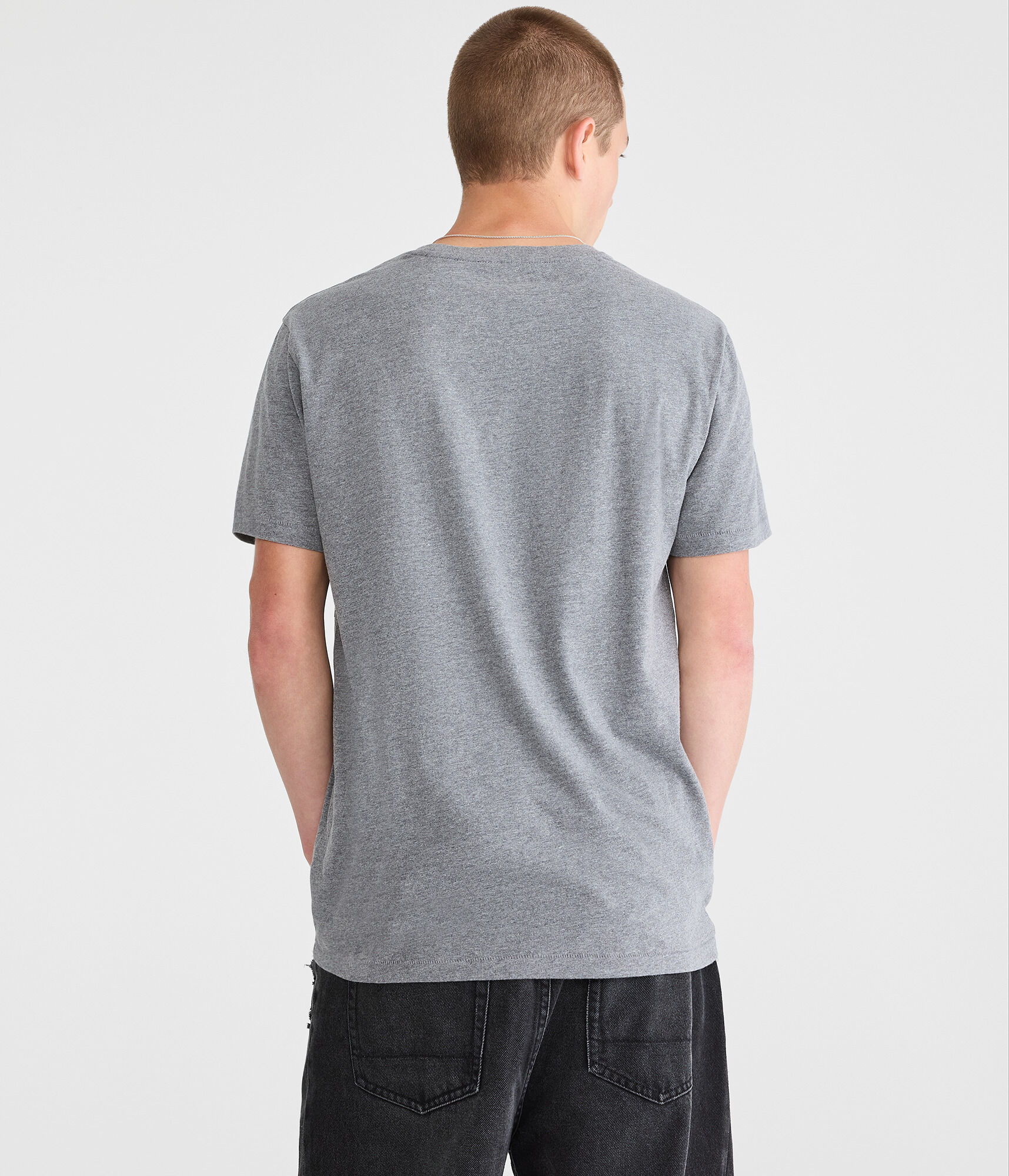 Aeropostale 1987 Box Logo Appliqu&eacute; Graphic Tee