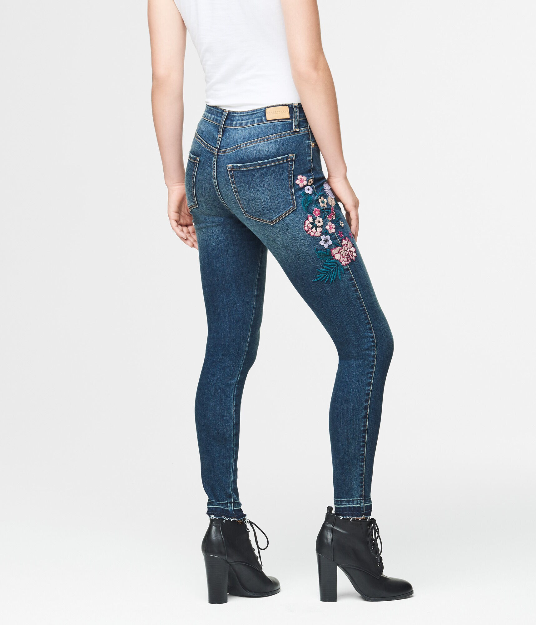 High-Waisted Ankle Jegging
