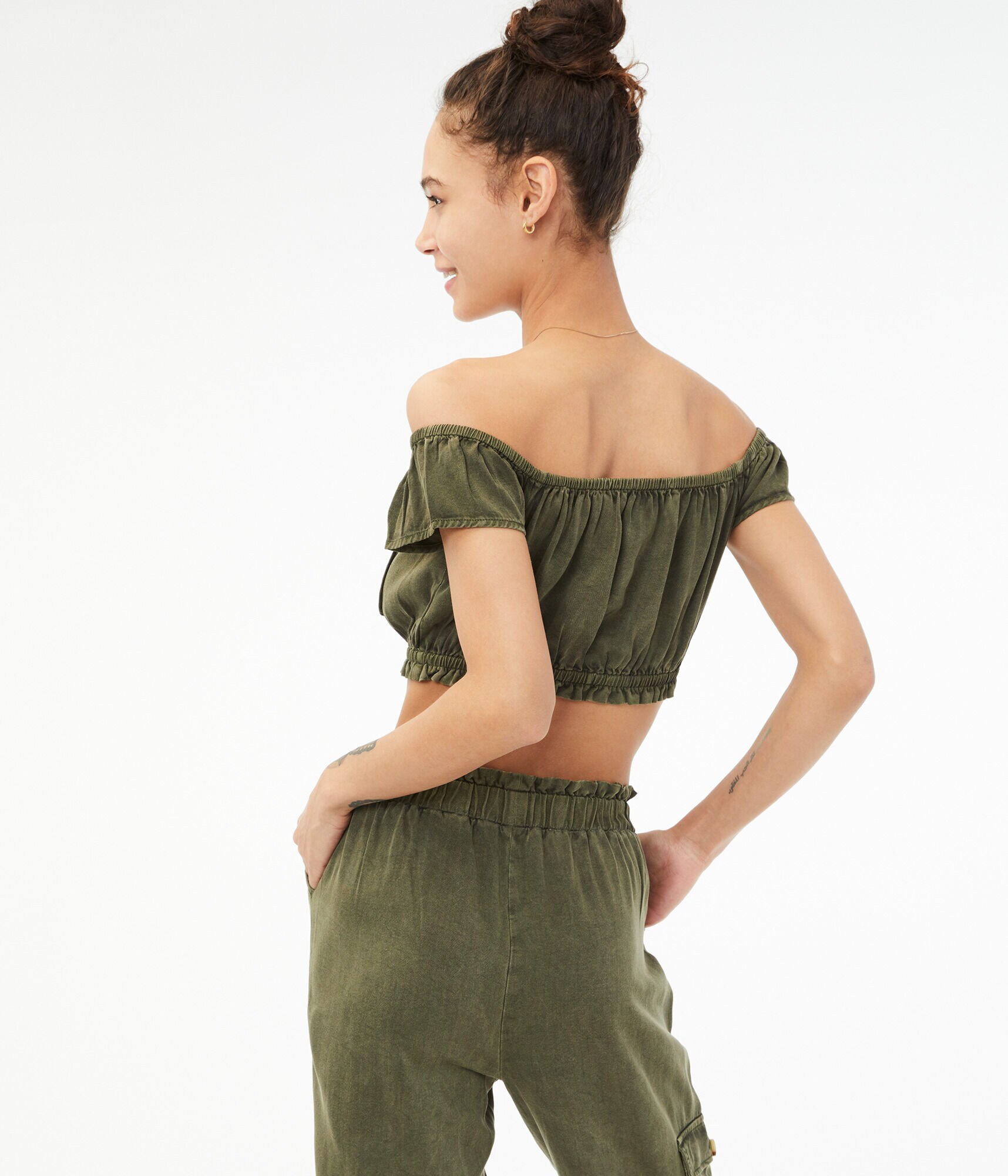 Buttoned Off-The-Shoulder Crop Top