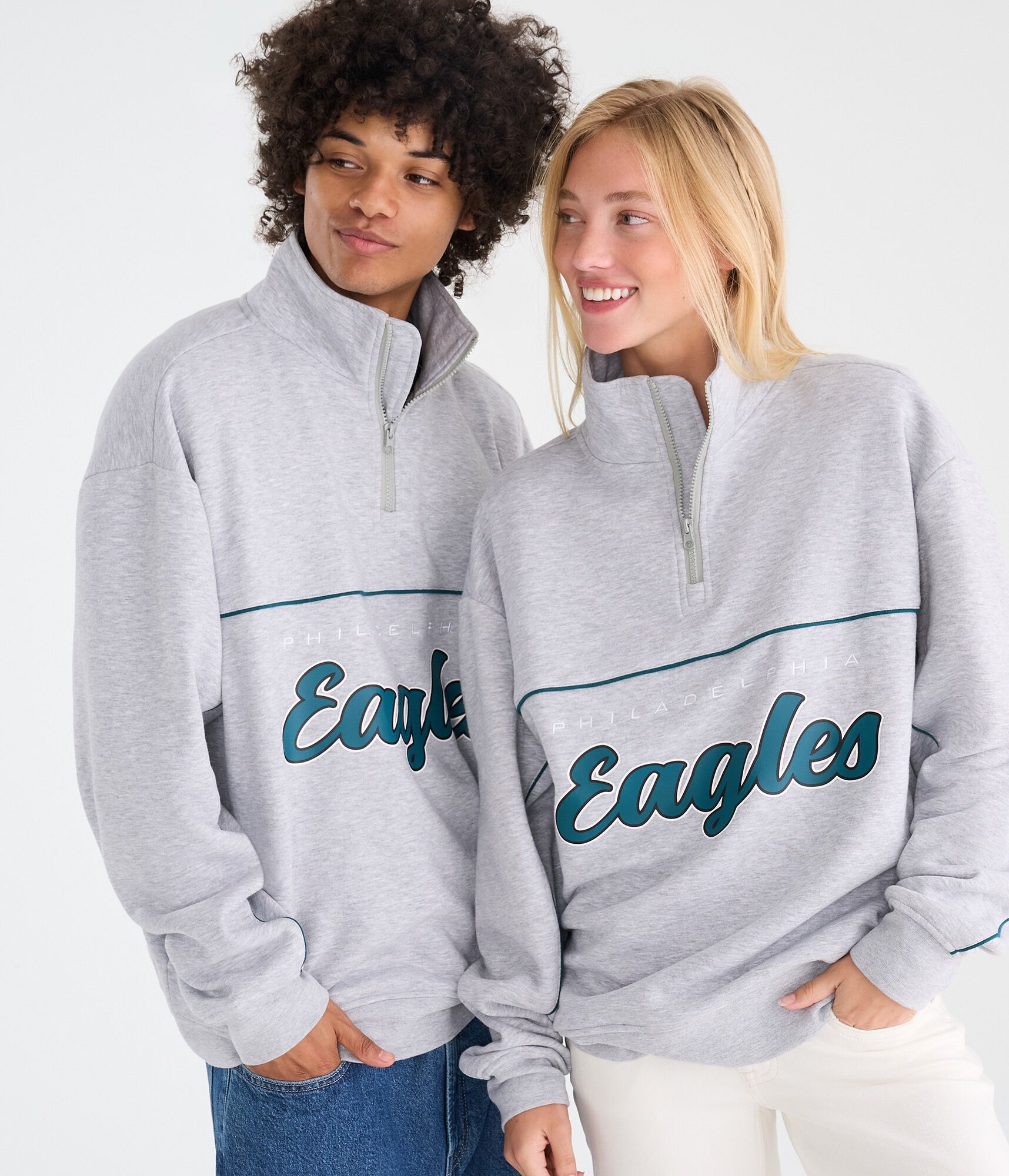 Philadelphia Eagles Quarter-Zip Sweatshirt