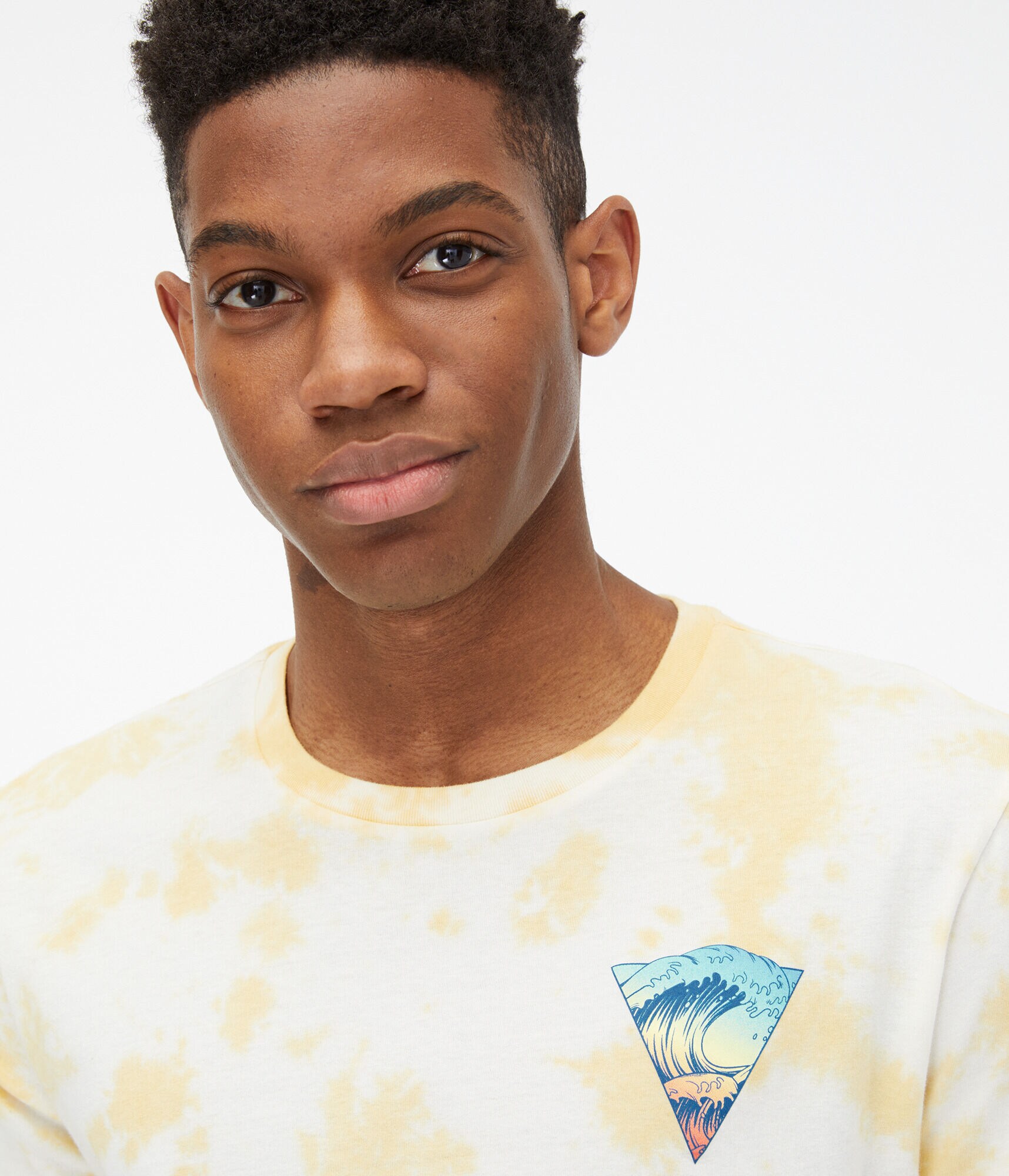 Crashing Wave Cloud Wash Graphic Tee