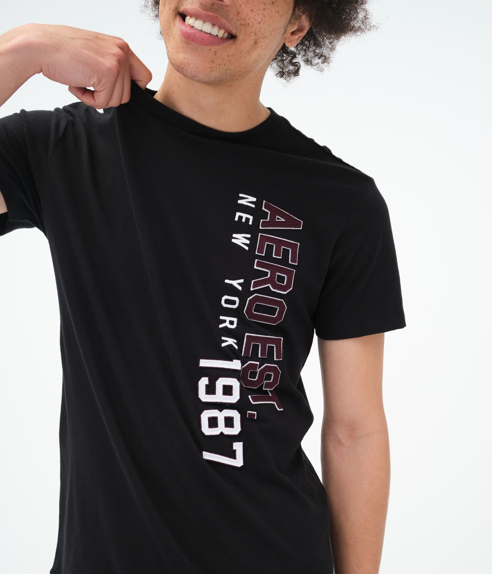 Aero New York Vertical Appliqu&eacute; Graphic Tee