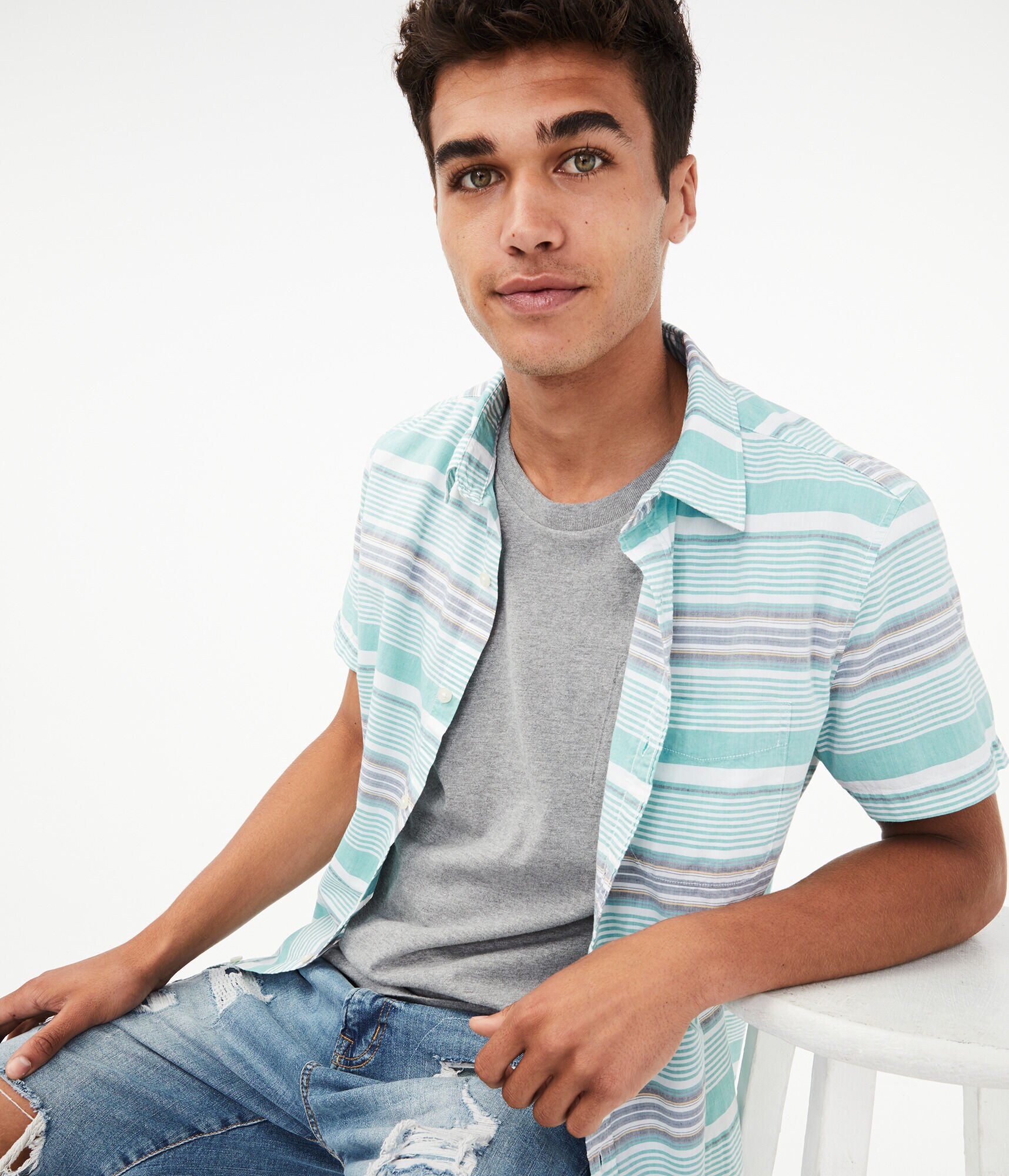 Relaxed Fit Pocket Crew Tee