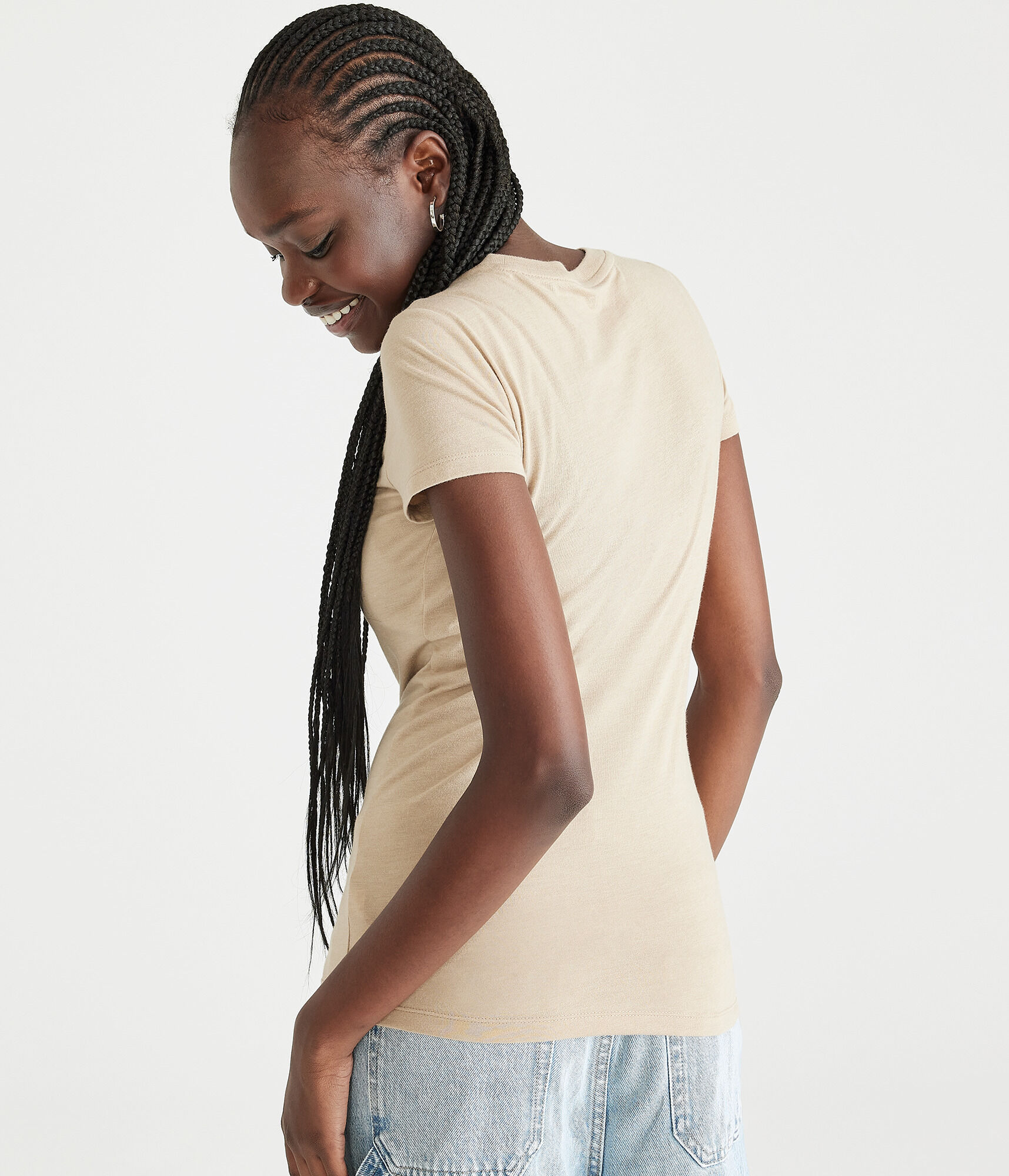 Aeropostale Arch Floral Appliqu&eacute; Graphic Tee