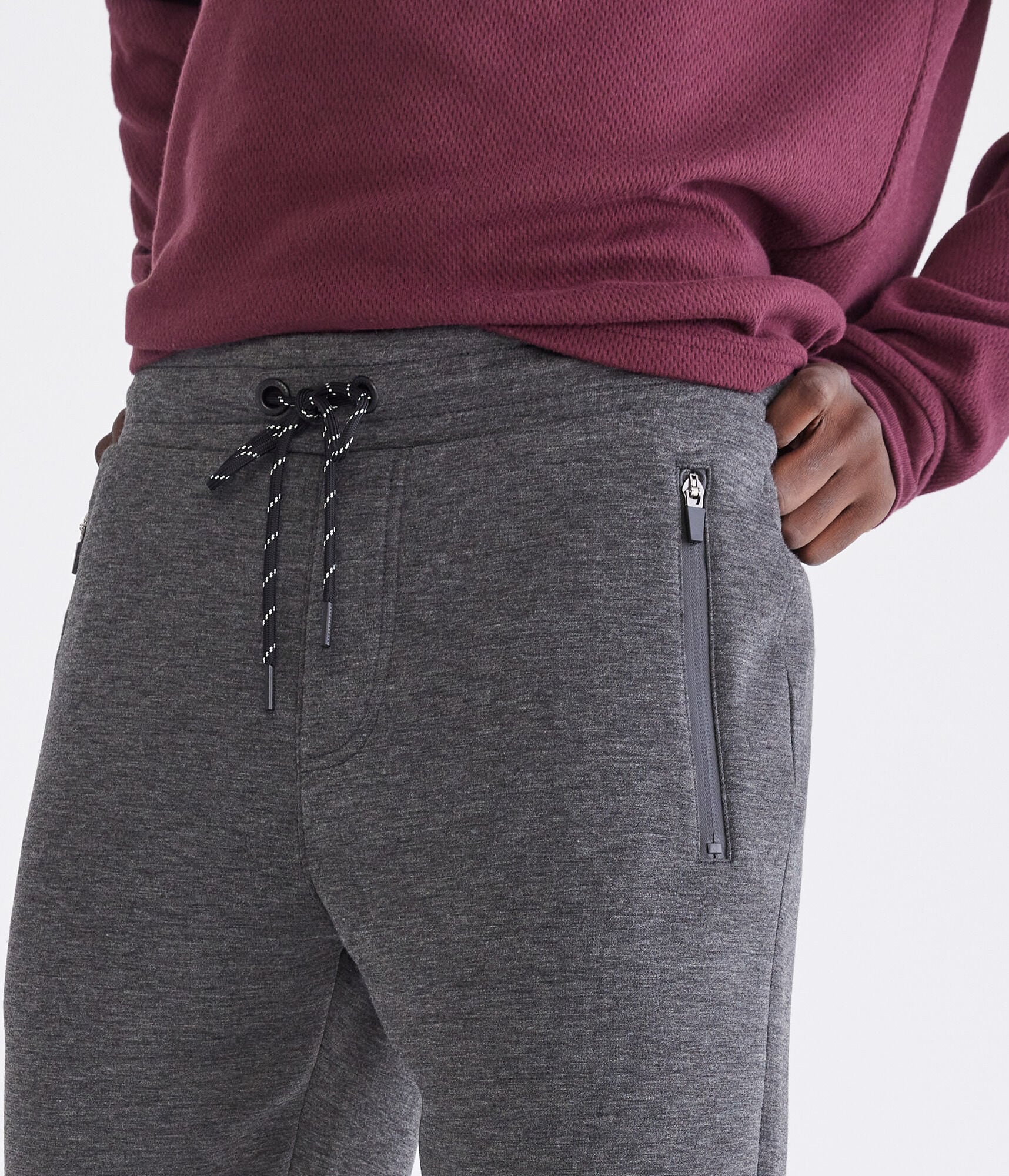 Aero MVMNT Tech Fleece Joggers