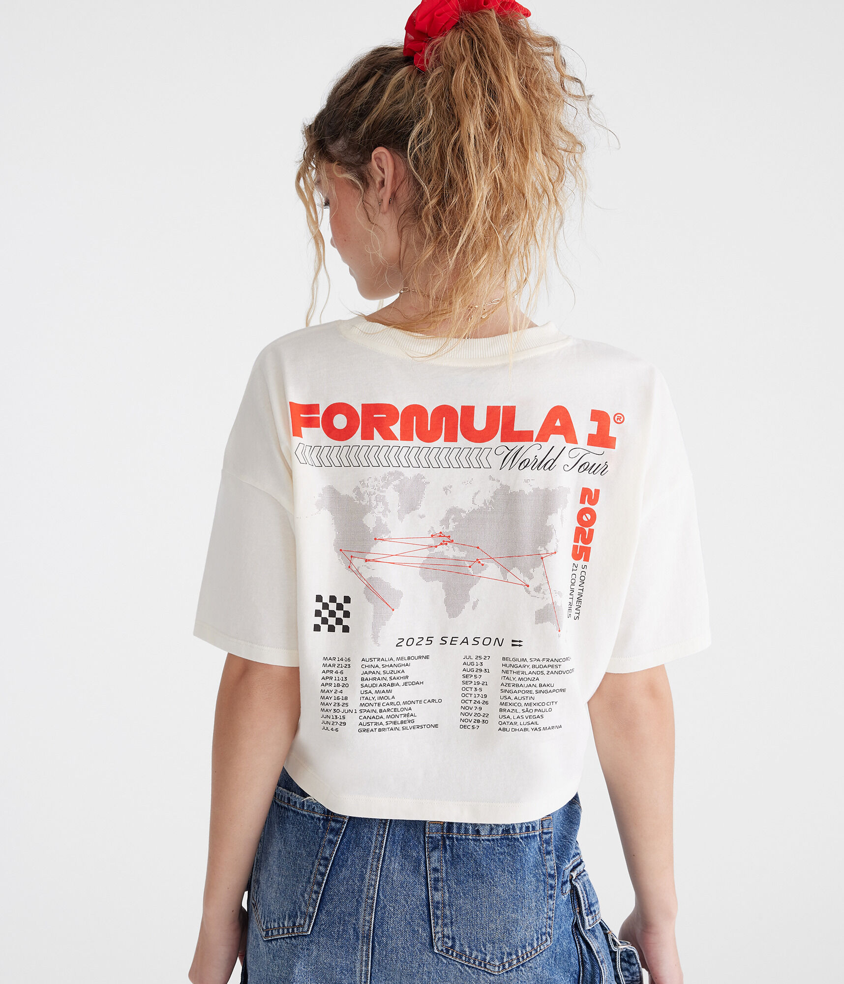 Formula 1® World Tour 2025 Cropped Graphic Tee