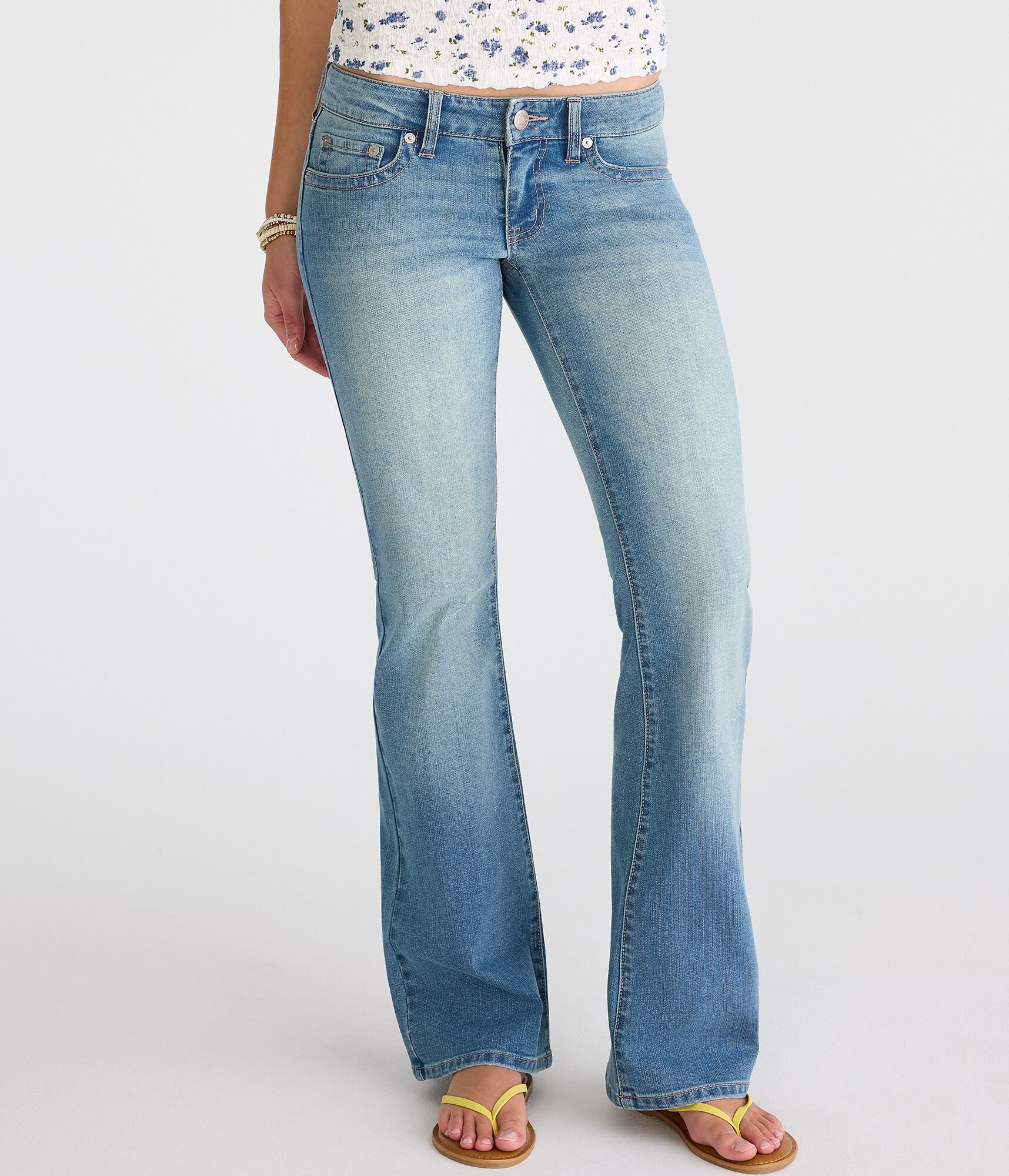 Super Low-Rise Flare Pocket Stitch Jean