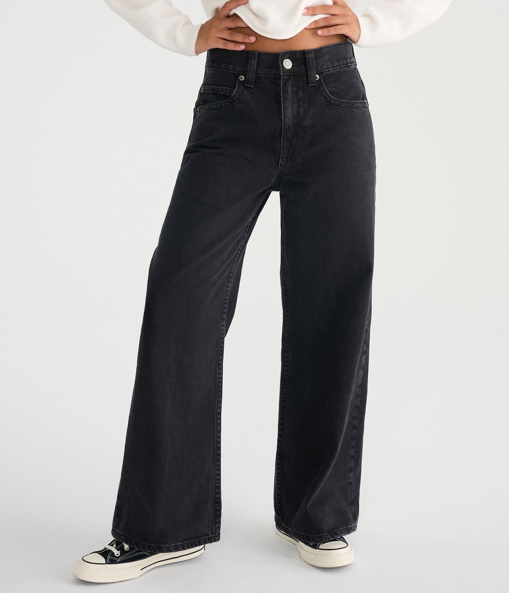 Low-Rise Super Baggy Jean