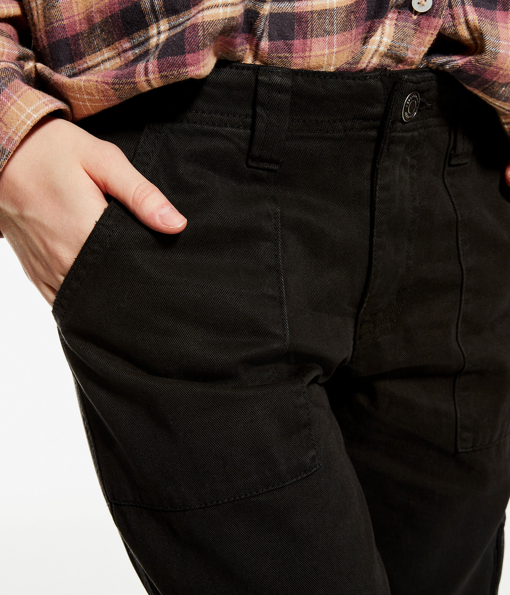 Low-Rise Flare Utility Cargo Pants
