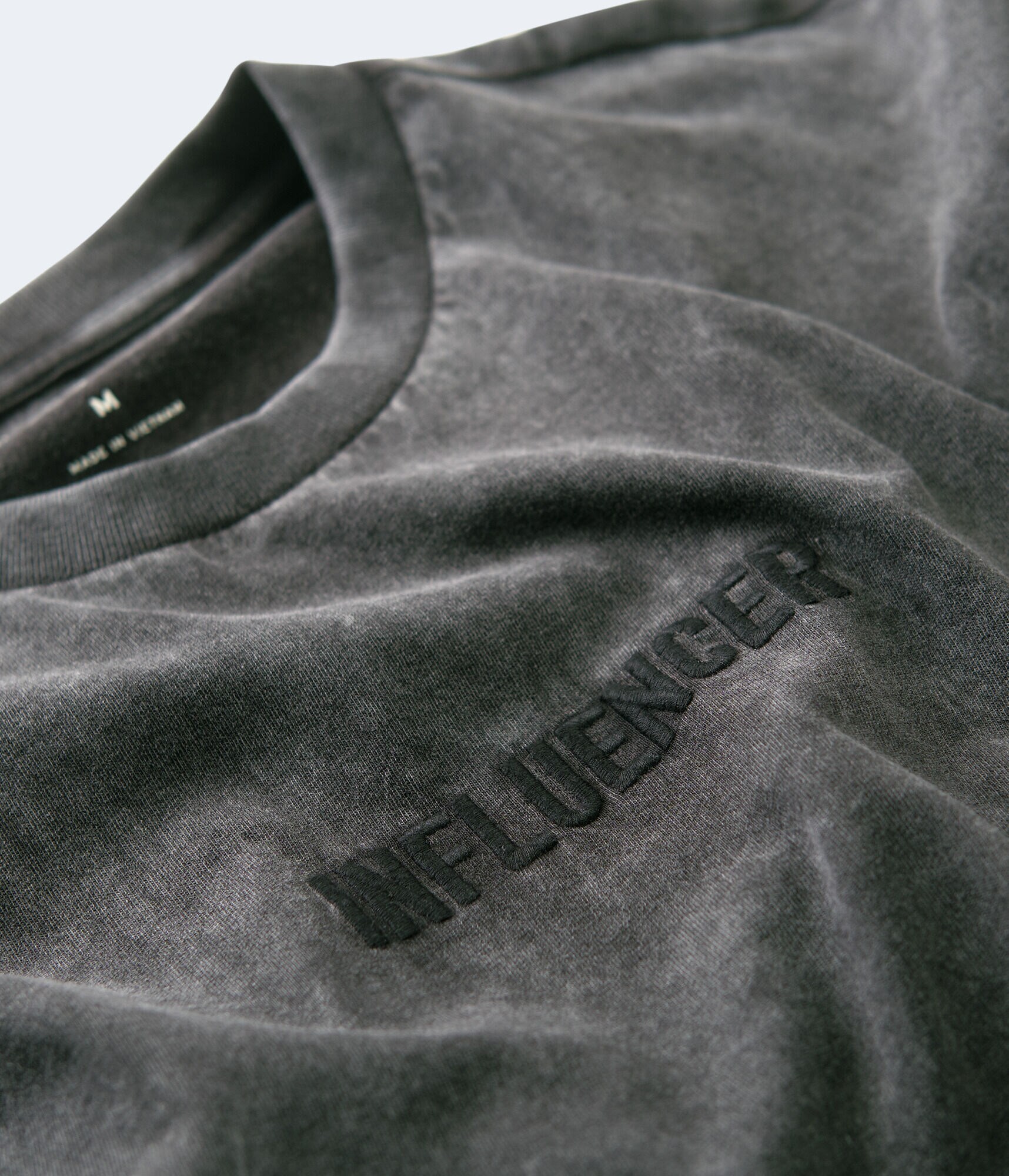 Washed Influencer Loose-Fit Tee