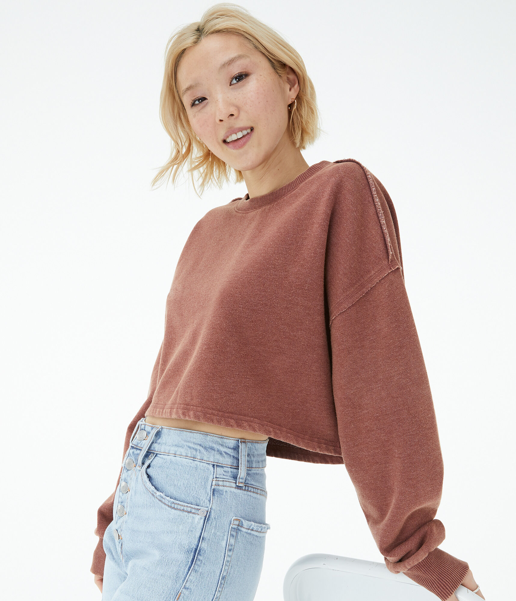 Solid Cropped Crew Sweatshirt***
