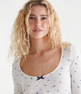 Long Sleeve Printed Cropped Scoop-Neck Sleep Tee