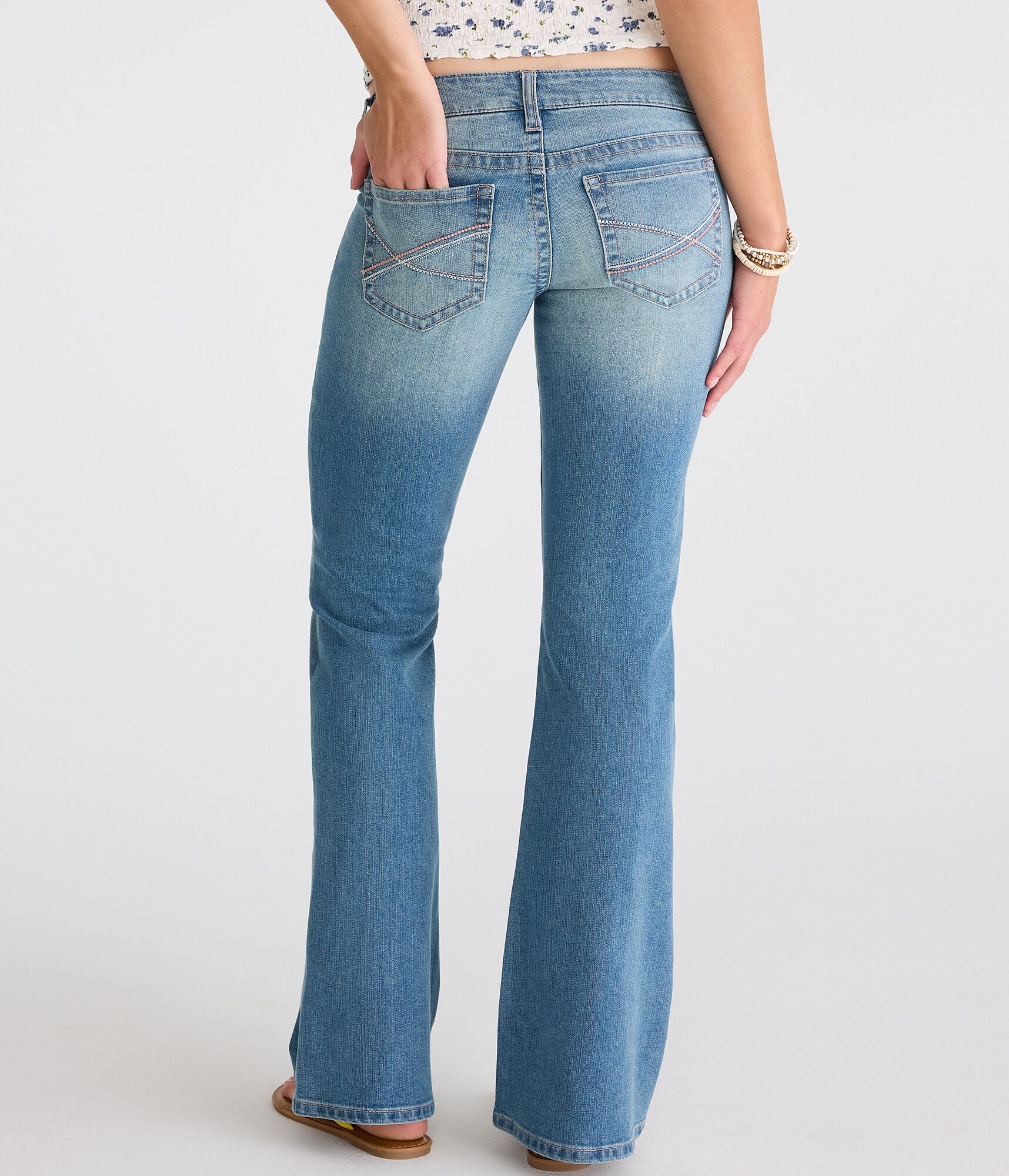 Super Low-Rise Flare Pocket Stitch Jean
