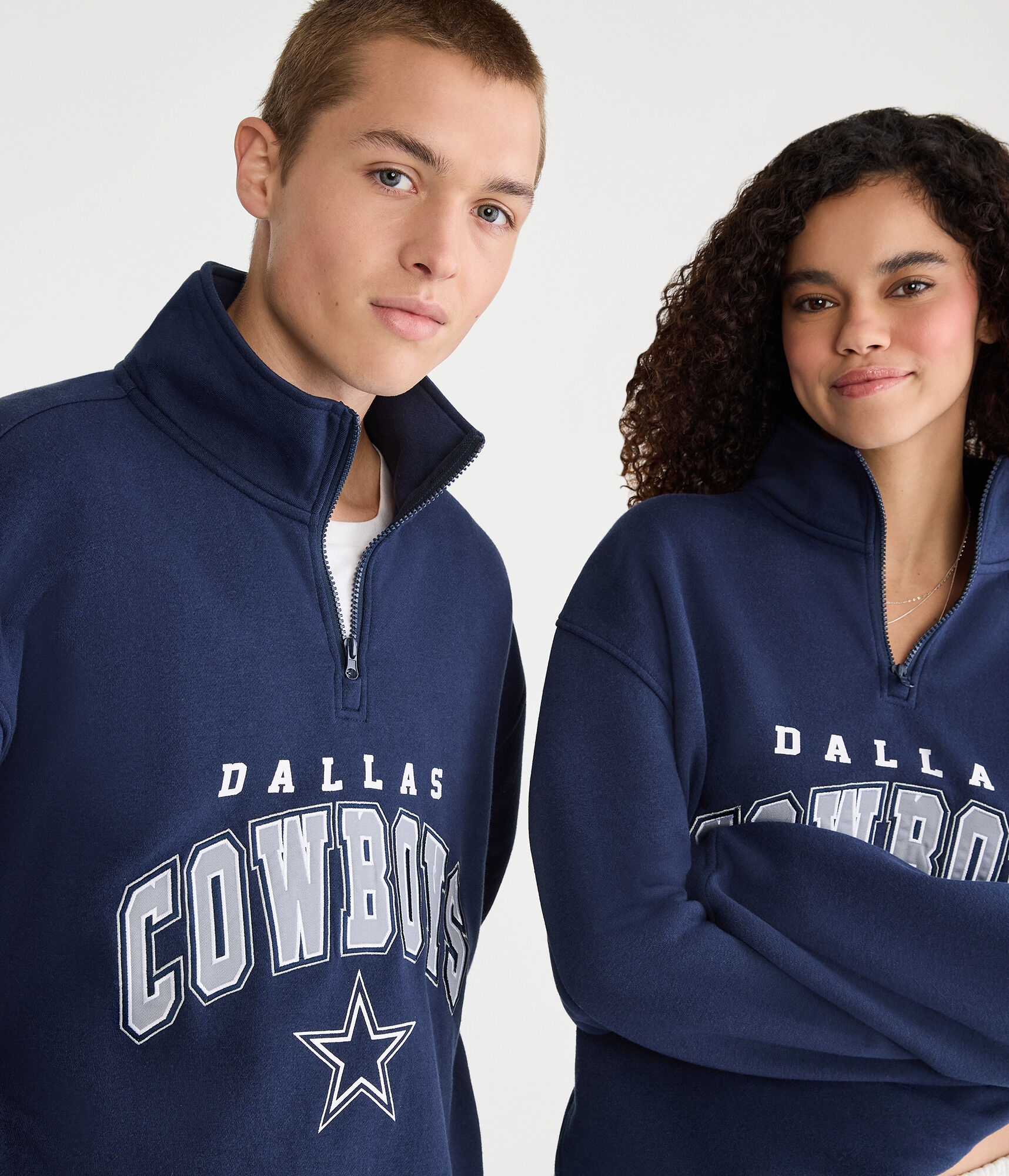 Dallas Cowboys Quarter-Zip Sweatshirt